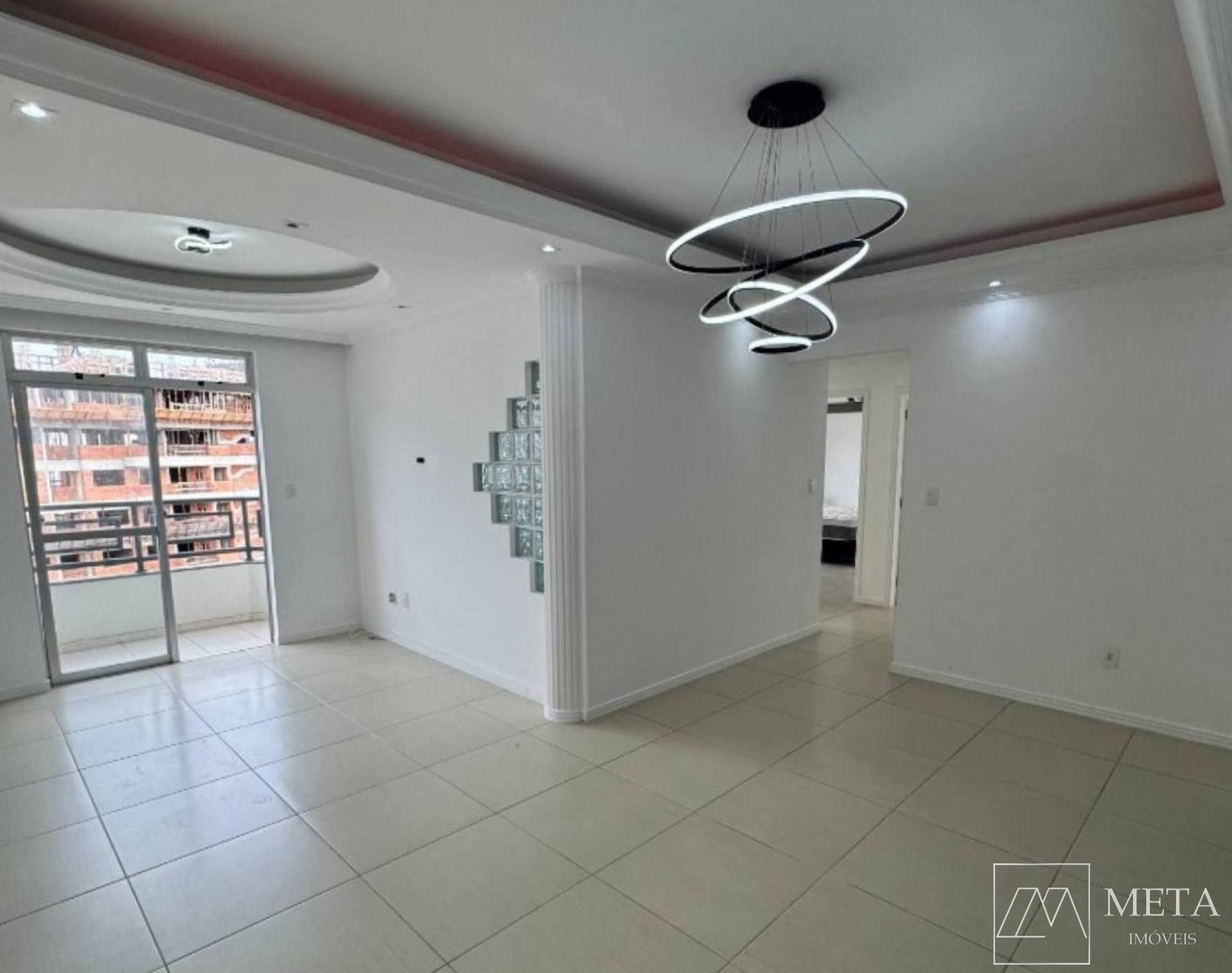 Apartamento de 3 dormitórios (1 suíte) em Campinas - São José/SC