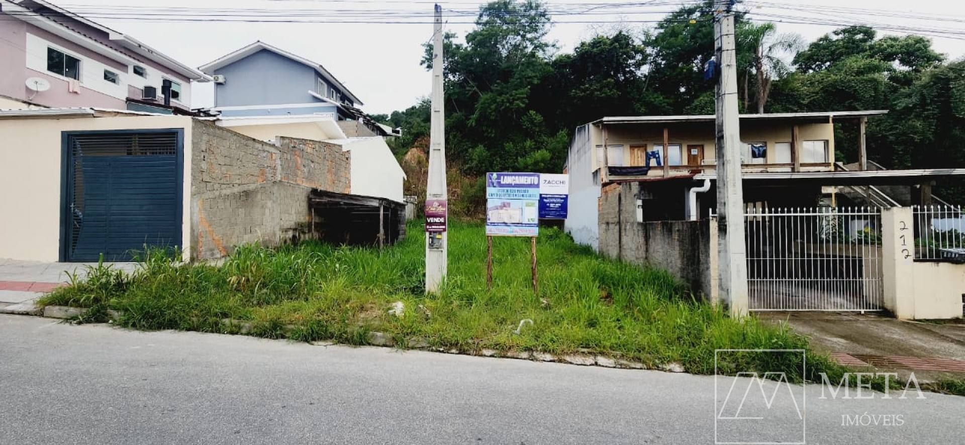 Casa de 3 dormitórios em Bela Vista - Palhoça/SC