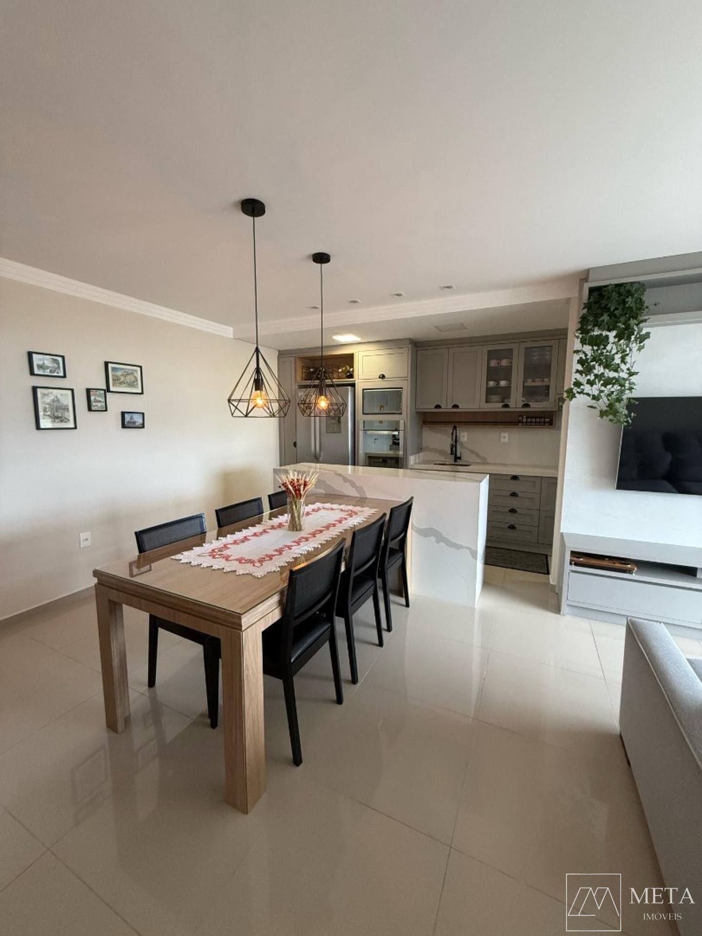 Apartamento de 3 dormitórios no Centro de Biguaçu