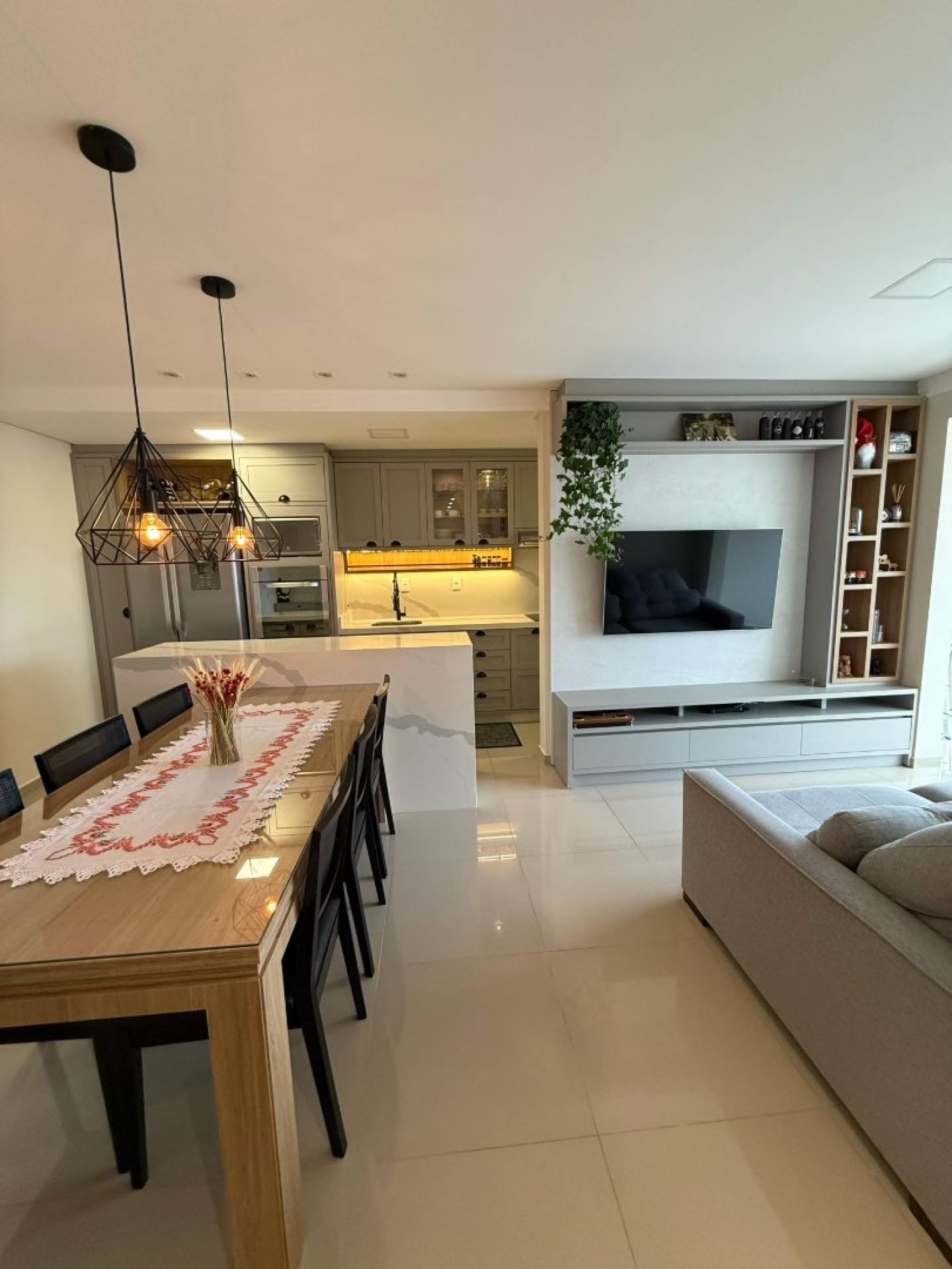 Apartamento de 3 dormitórios no Centro de Biguaçu