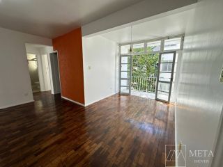 Apartamento com 03 quartos no Abraão - Florianópolis - SC