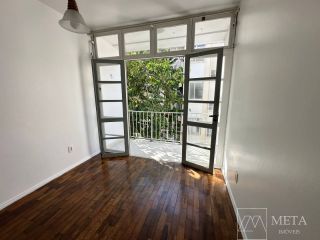 Apartamento com 03 quartos no Abraão - Florianópolis - SC