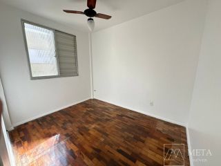 Apartamento com 03 quartos no Abraão - Florianópolis - SC