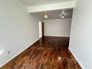 Apartamento com 03 quartos no Abraão - Florianópolis - SC