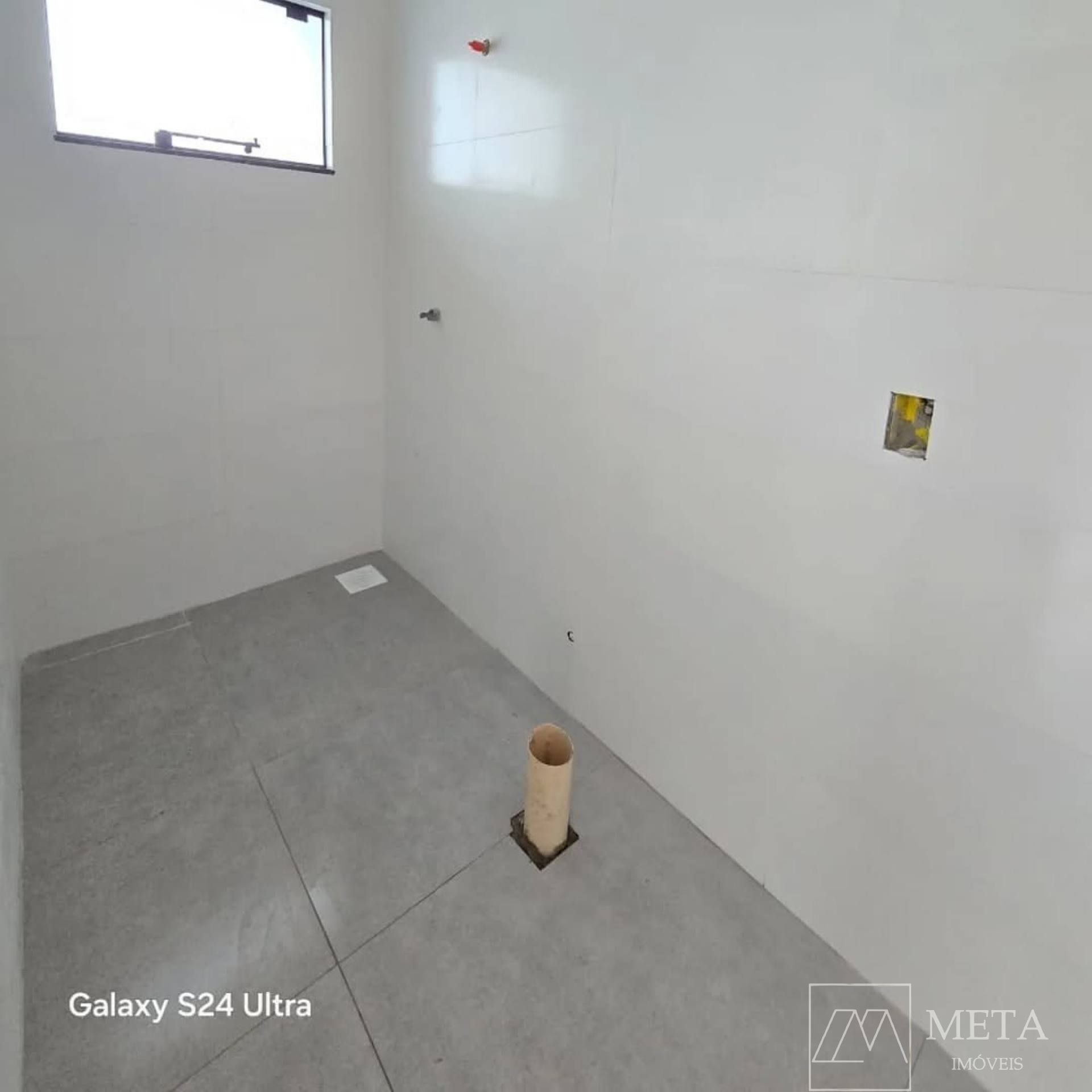 Casa de 2 Dormitórios no Aririú - Palhoça/SC