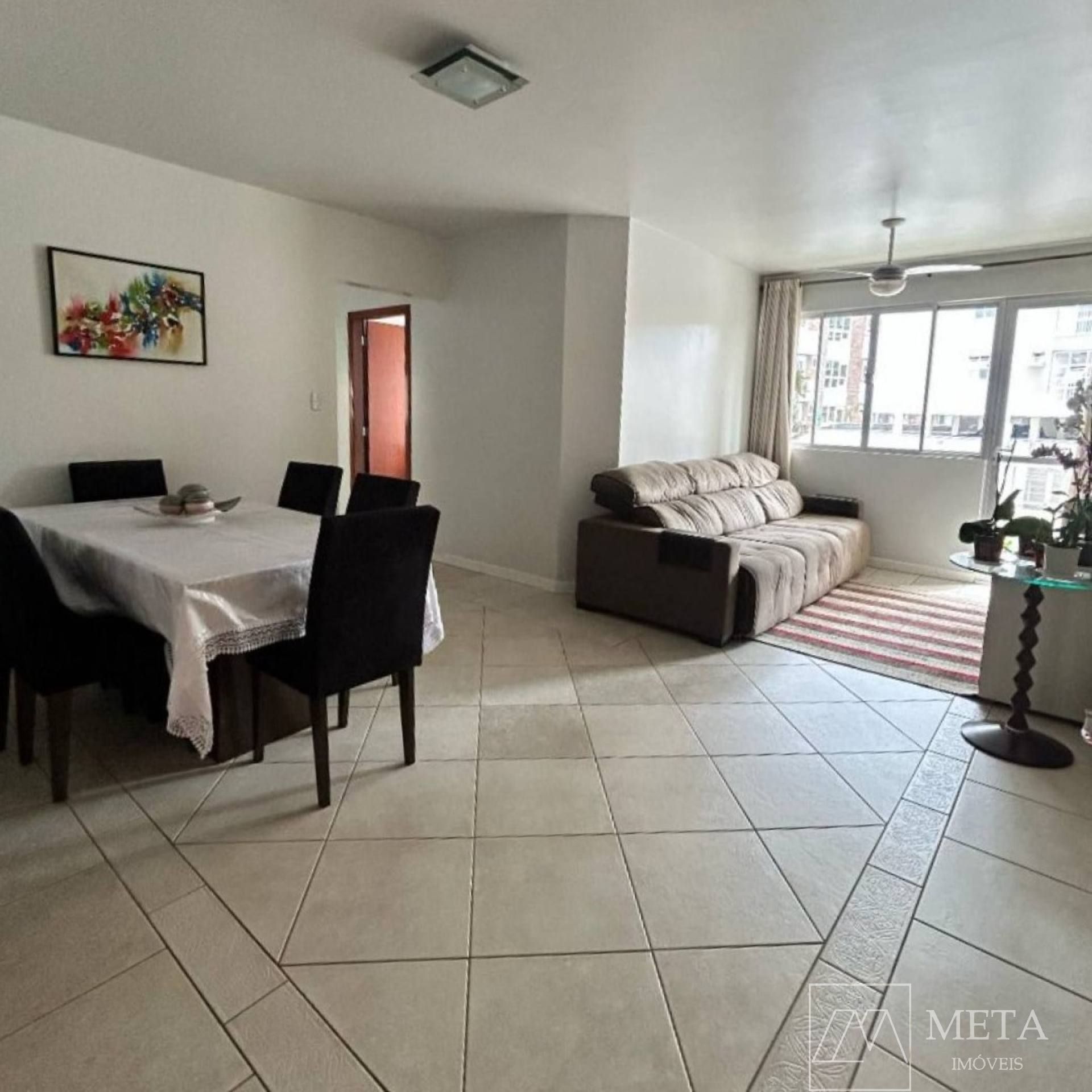 Apartamento de 4 dormitórios na Trindade - Florianópolis/SC