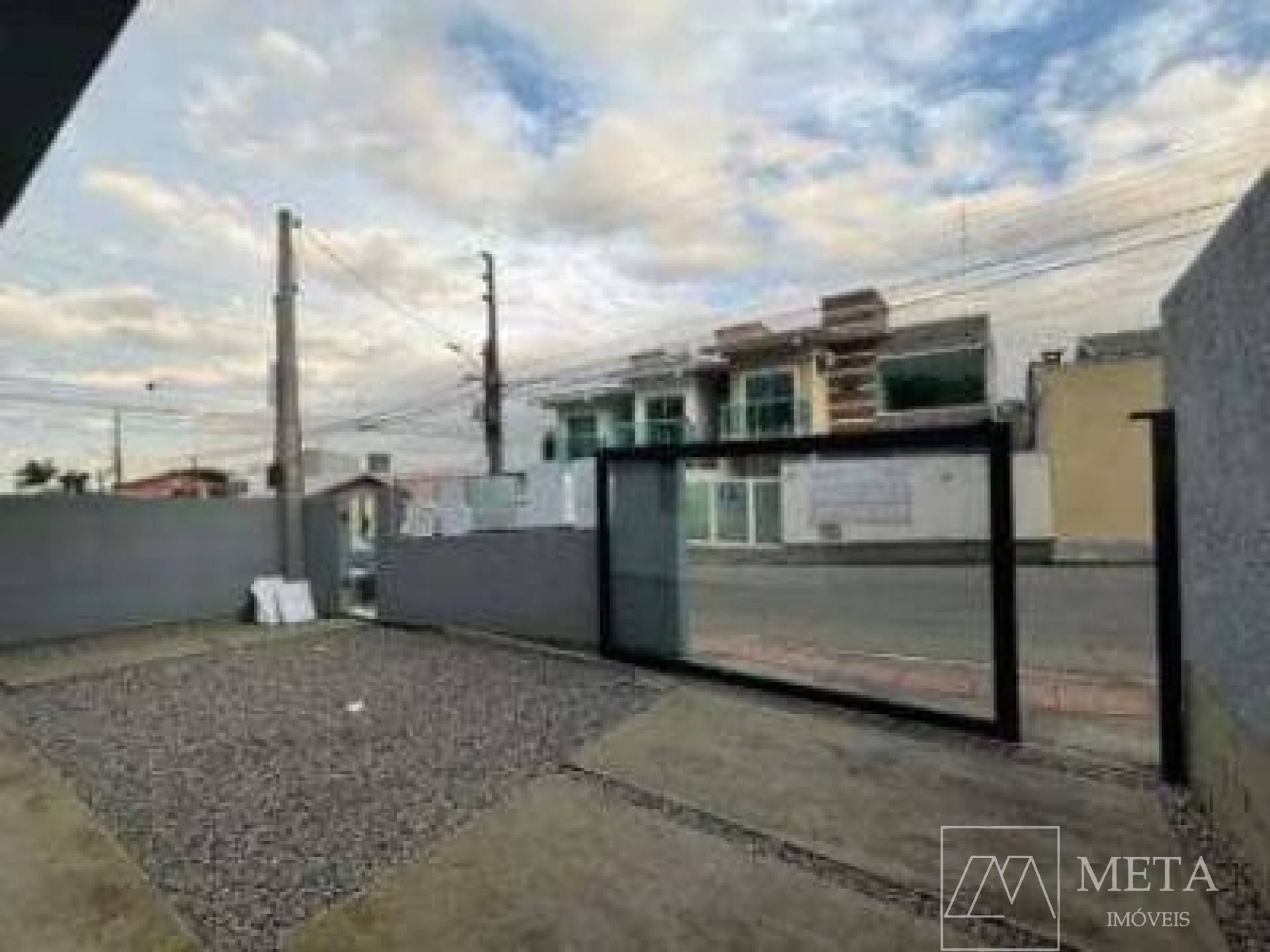 Casa de 3 dormitórios (com 1 suíte) em São Sebastião - Palhoça/SC