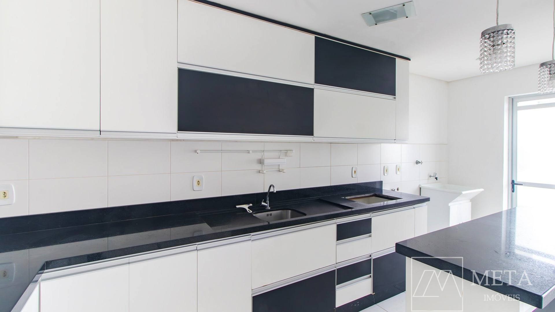 Apartamento de 2 dormitórios no Sertão do Maruim - São José/SC