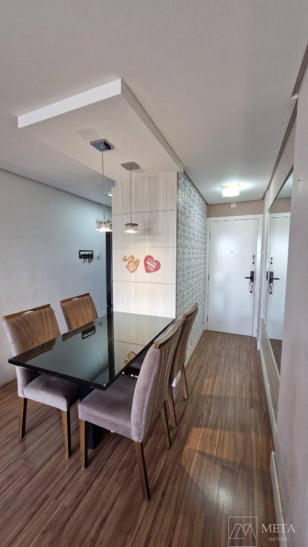 Apartamento com 2 quartos no bairro Barreiros em São José/SC