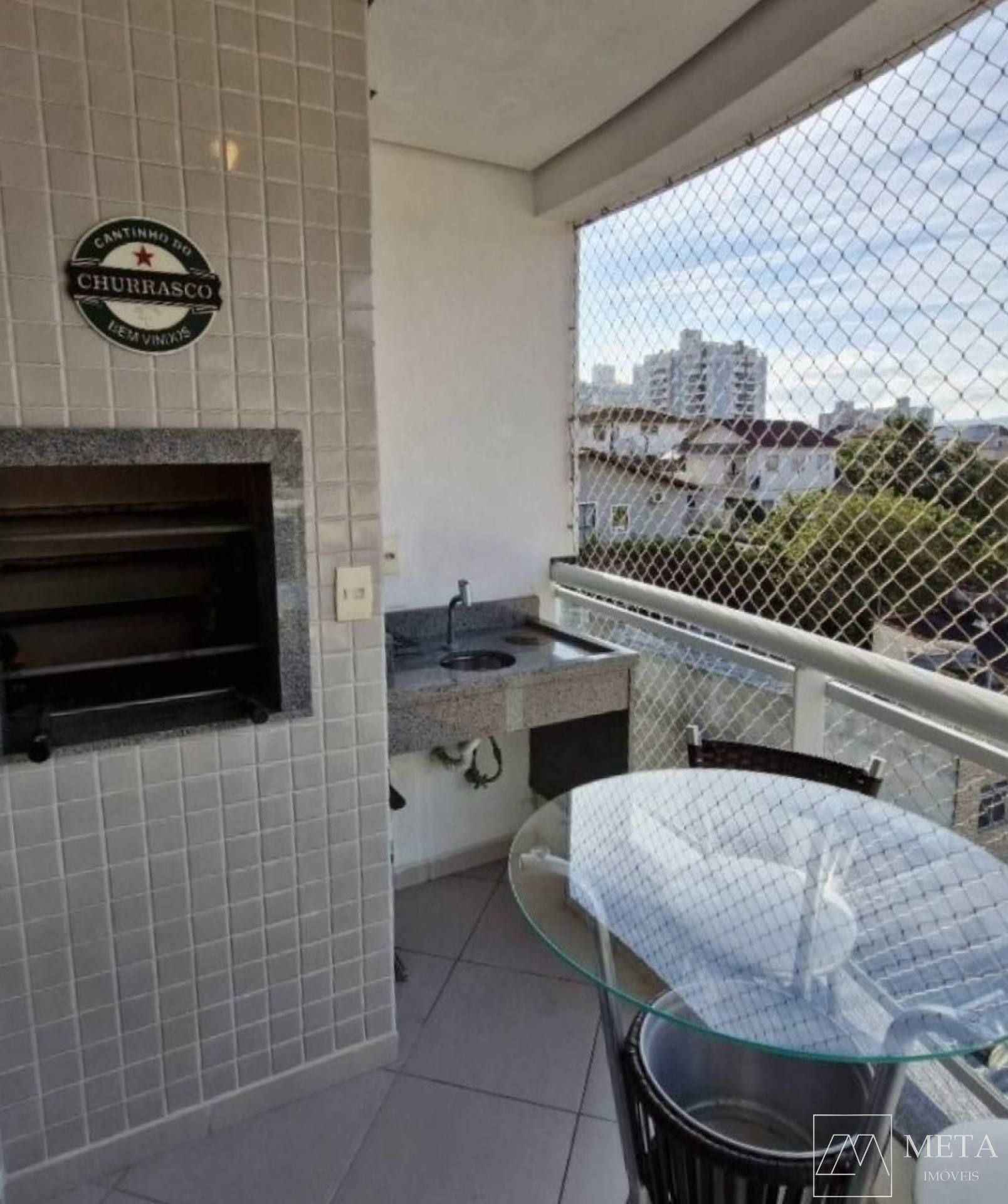 Apartamento com 2 quartos no bairro Barreiros em São José/SC