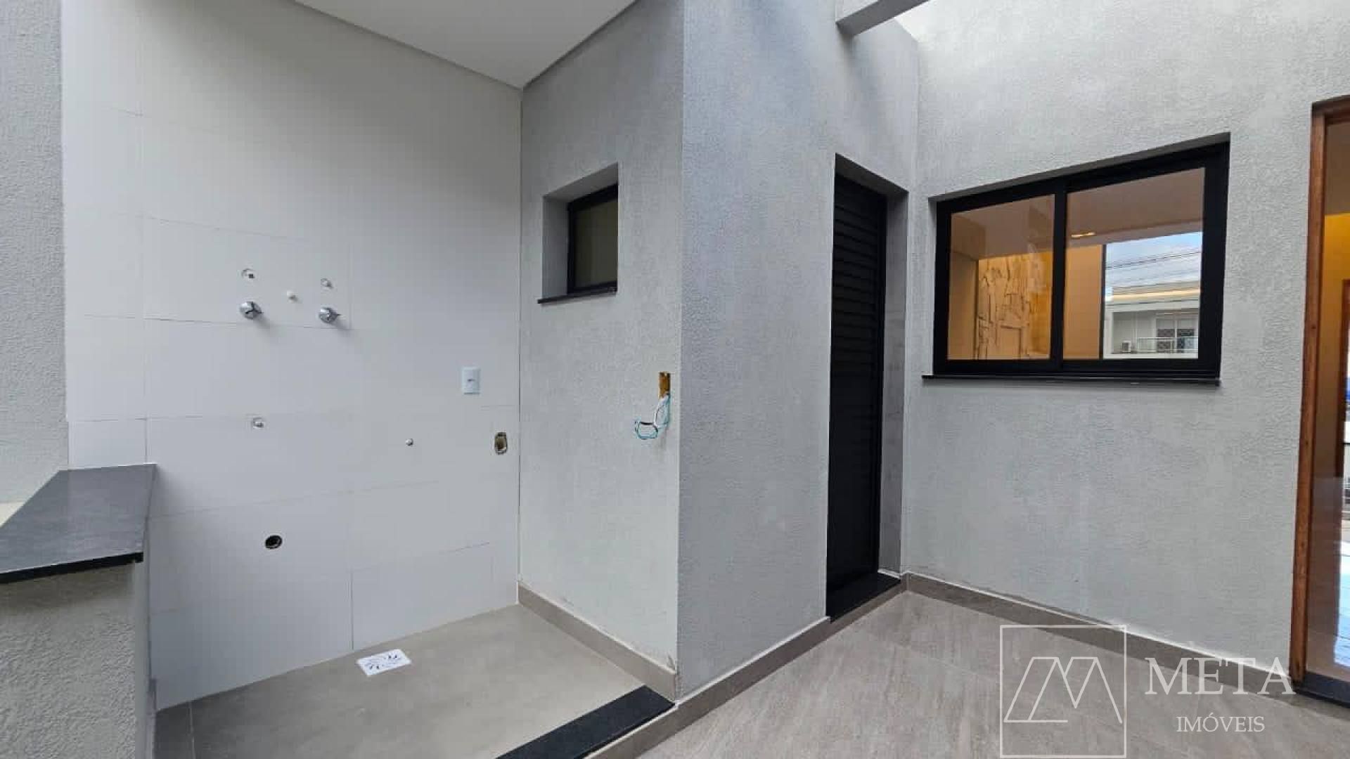 Casa de 3 dormitórios em Bela Vista - Palhoça/SC