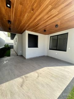 Casa de 3 dormitórios em Bela Vista - Palhoça/SC