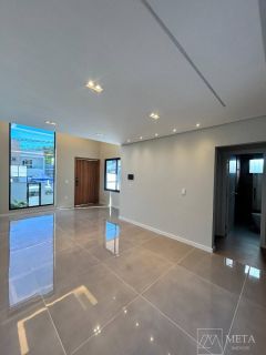 Casa de 3 dormitórios em Bela Vista - Palhoça/SC