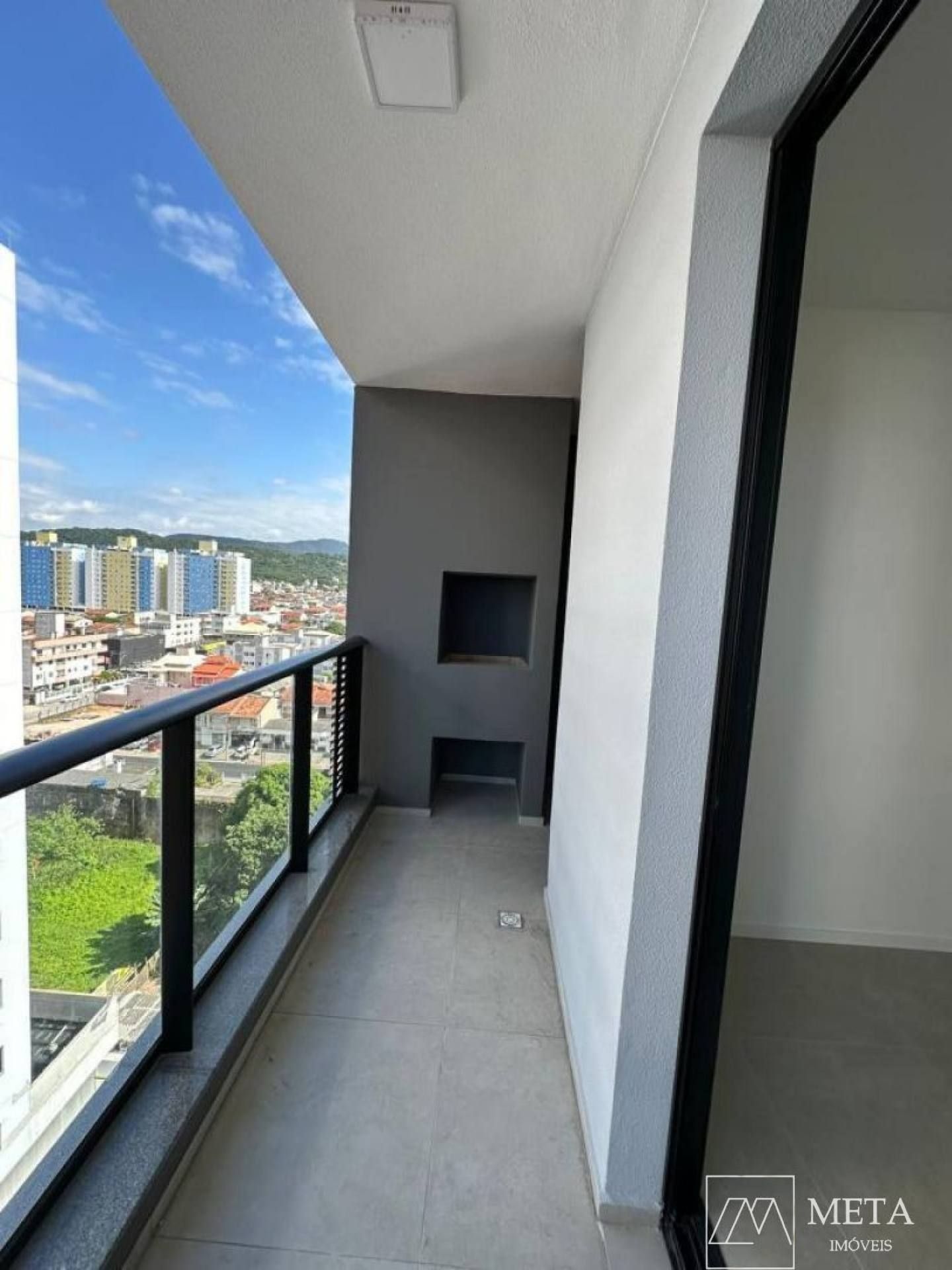 Apartamento de 2 dormitórios em Areias - São José/SC