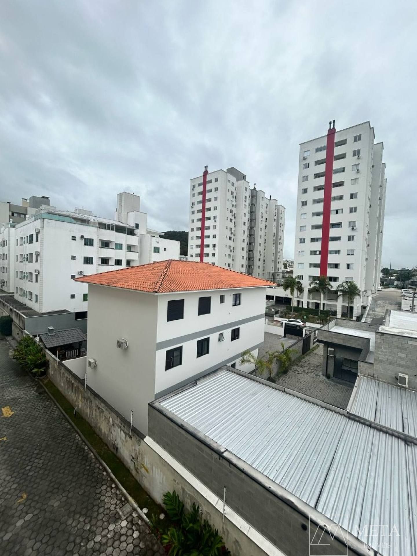 Apartamento com 2 quartos no bairro Pedra Branca em Palhoça
