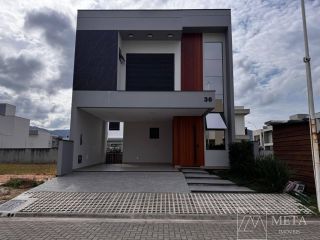 Casa de 3 dormitórios à Venda em Condomínio Fechado – Bairro Delta Ville, Biguaçu/SC