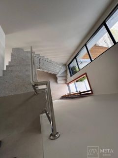 Casa de 3 dormitórios à Venda em Condomínio Fechado – Bairro Delta Ville, Biguaçu/SC