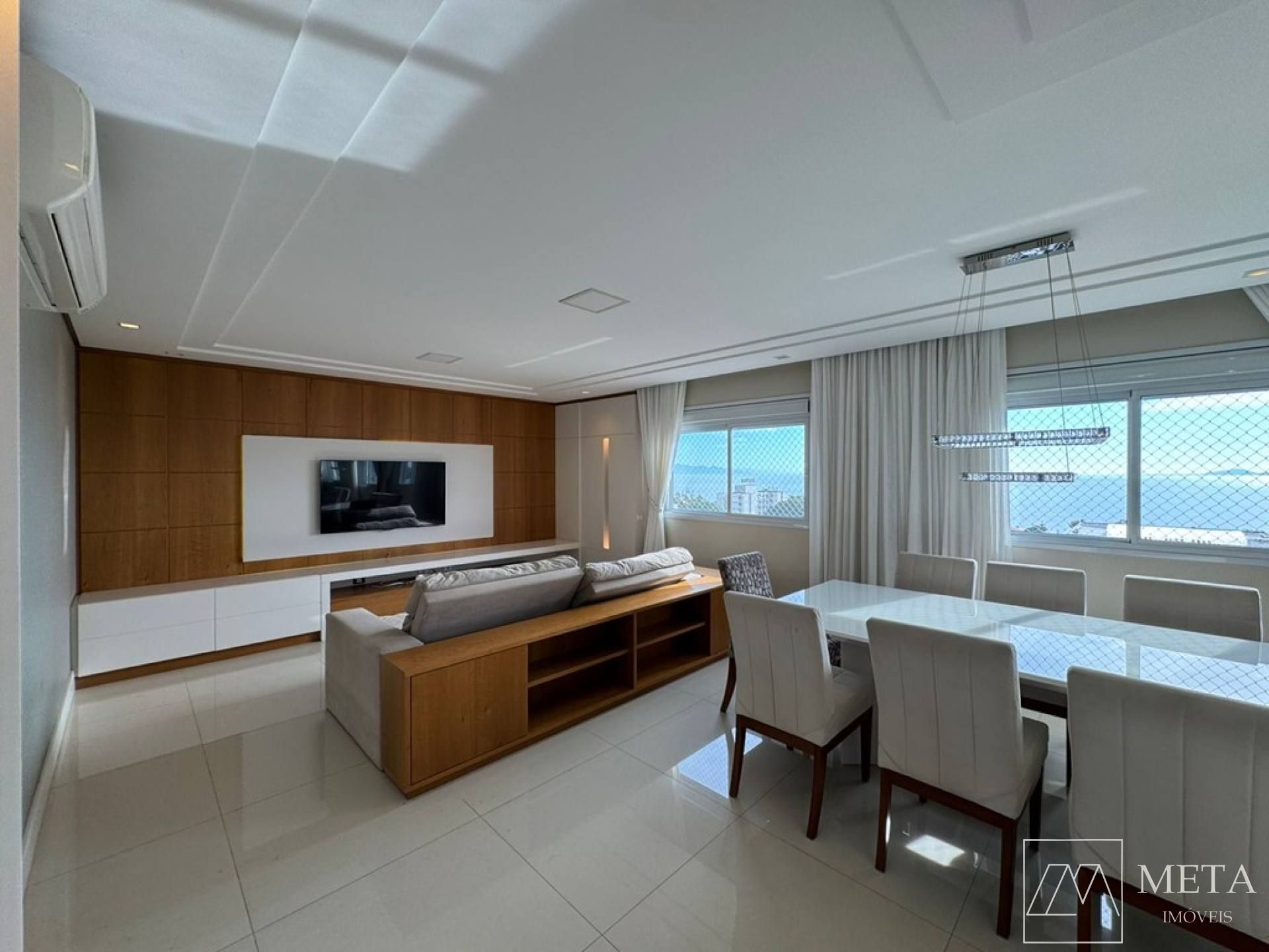 Apartamento Duplex com 3 Dormitórios (2 Suítes) no Jardim Atlântico - Florianópolis/SC