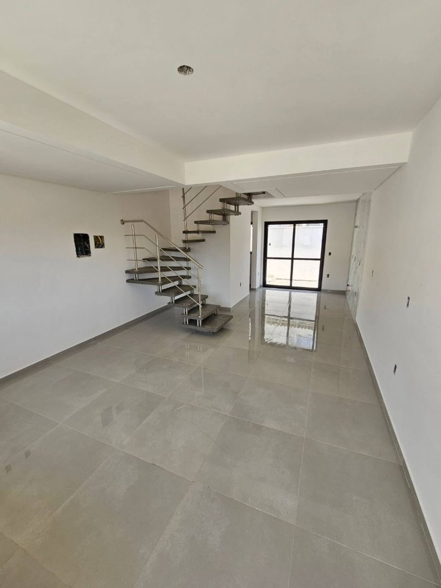 Sobrado de 3 dormitórios (2 suíte) na Bela Vista - Palhoça/SC