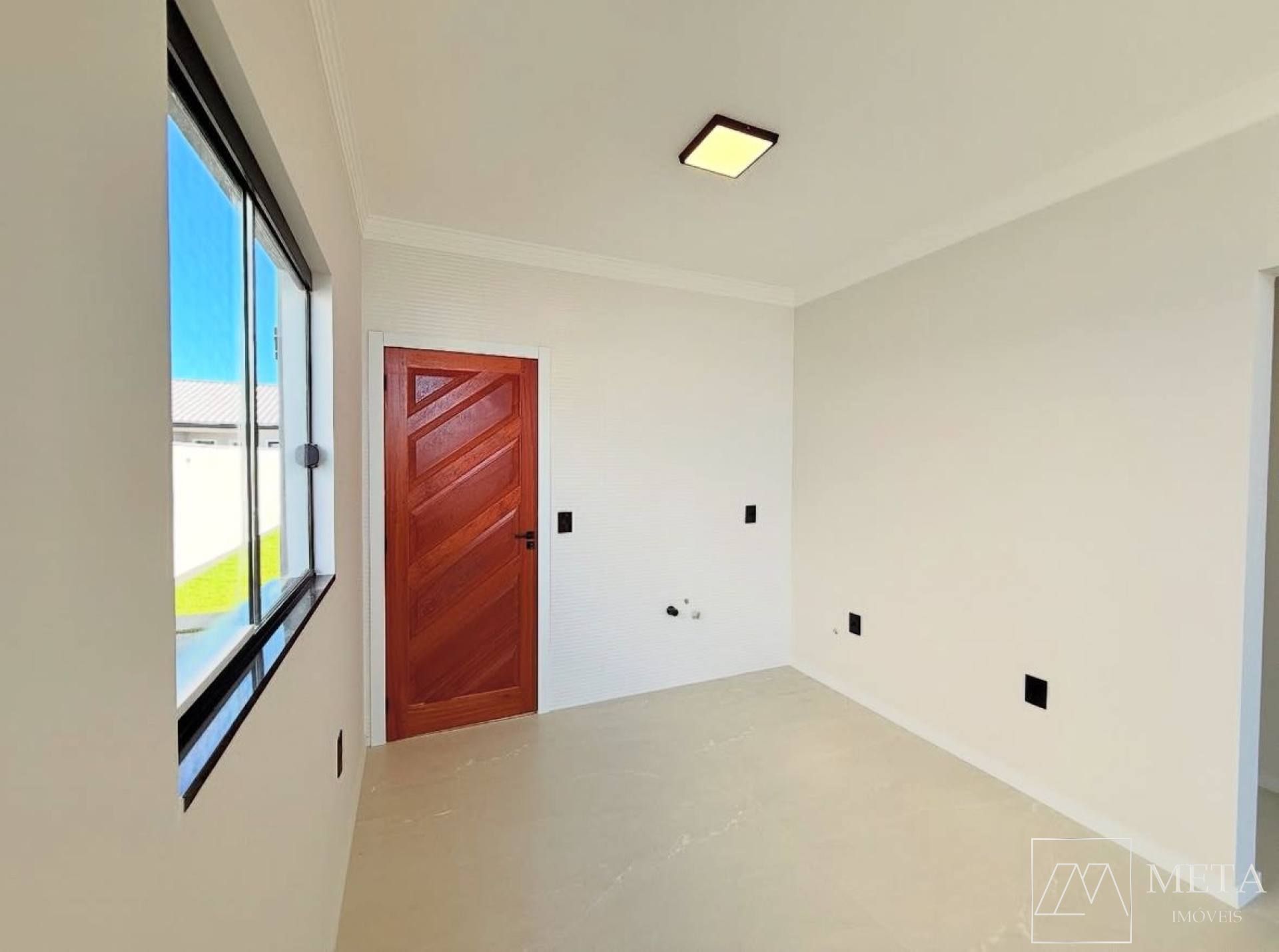 Casa de Alto Padrão com 3 dormitórios na Guarda do Cubatão - Palhoça/SC