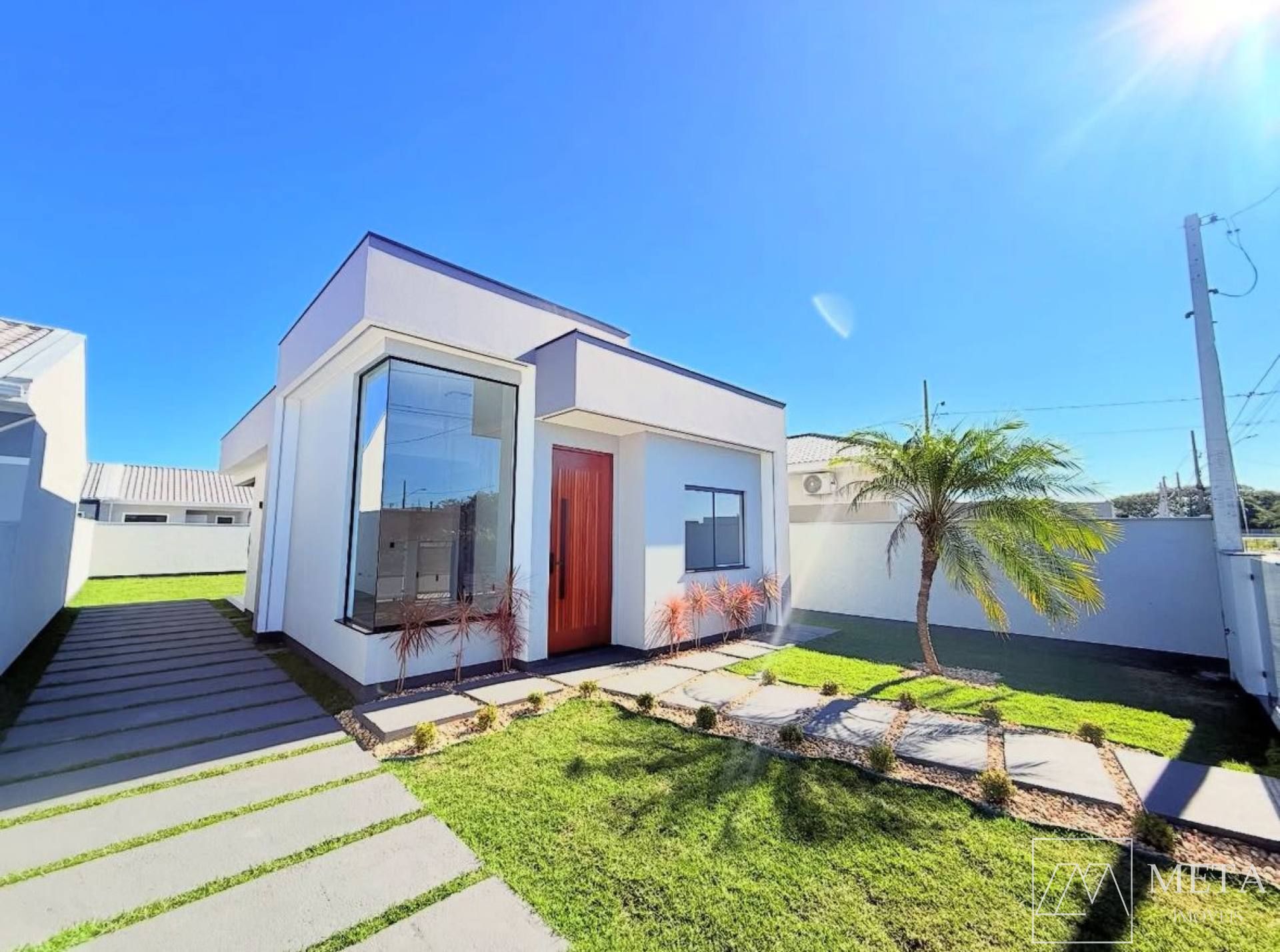 Casa de Alto Padrão com 3 dormitórios na Guarda do Cubatão - Palhoça/SC
