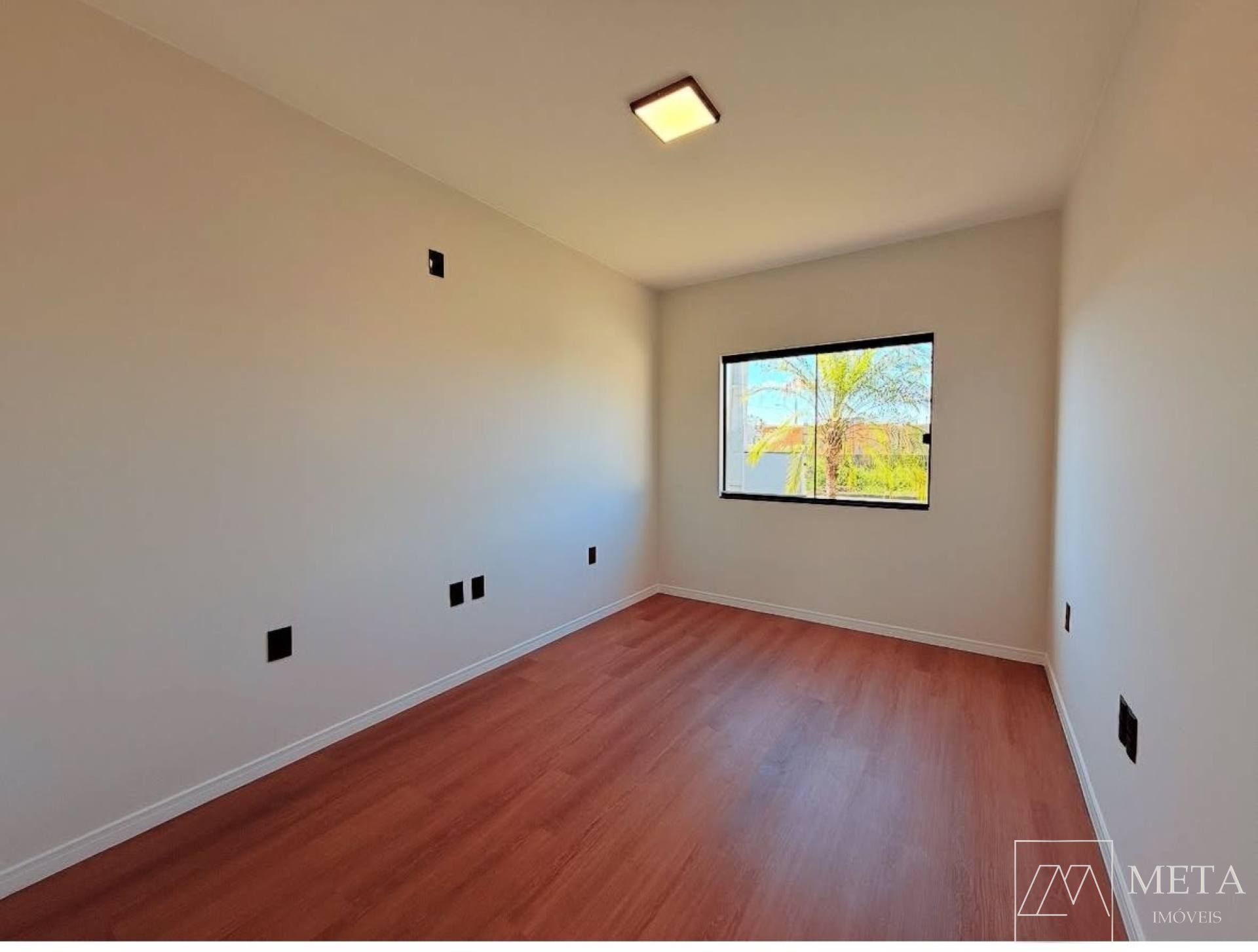 Casa de Alto Padrão com 3 dormitórios na Guarda do Cubatão - Palhoça/SC