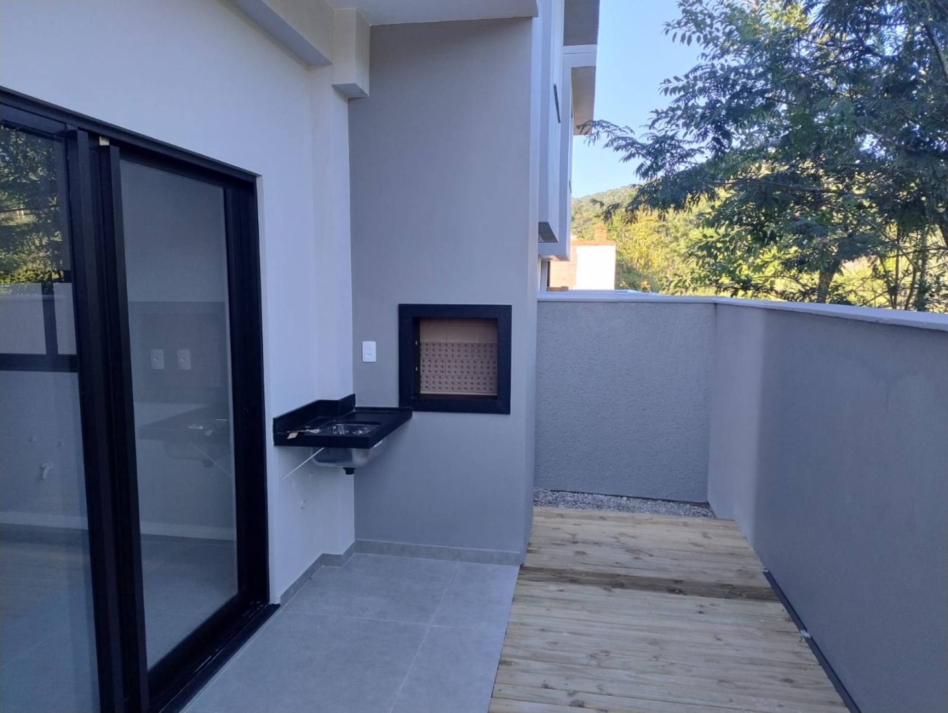 Sobrado de 2 dormitórios em Forquilhas - São José/SC