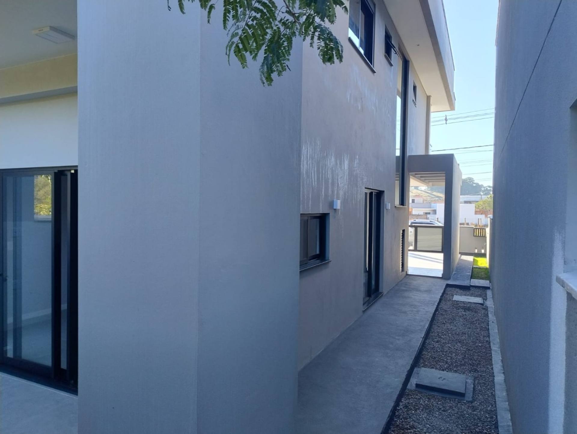 Sobrado de 2 dormitórios em Forquilhas - São José/SC