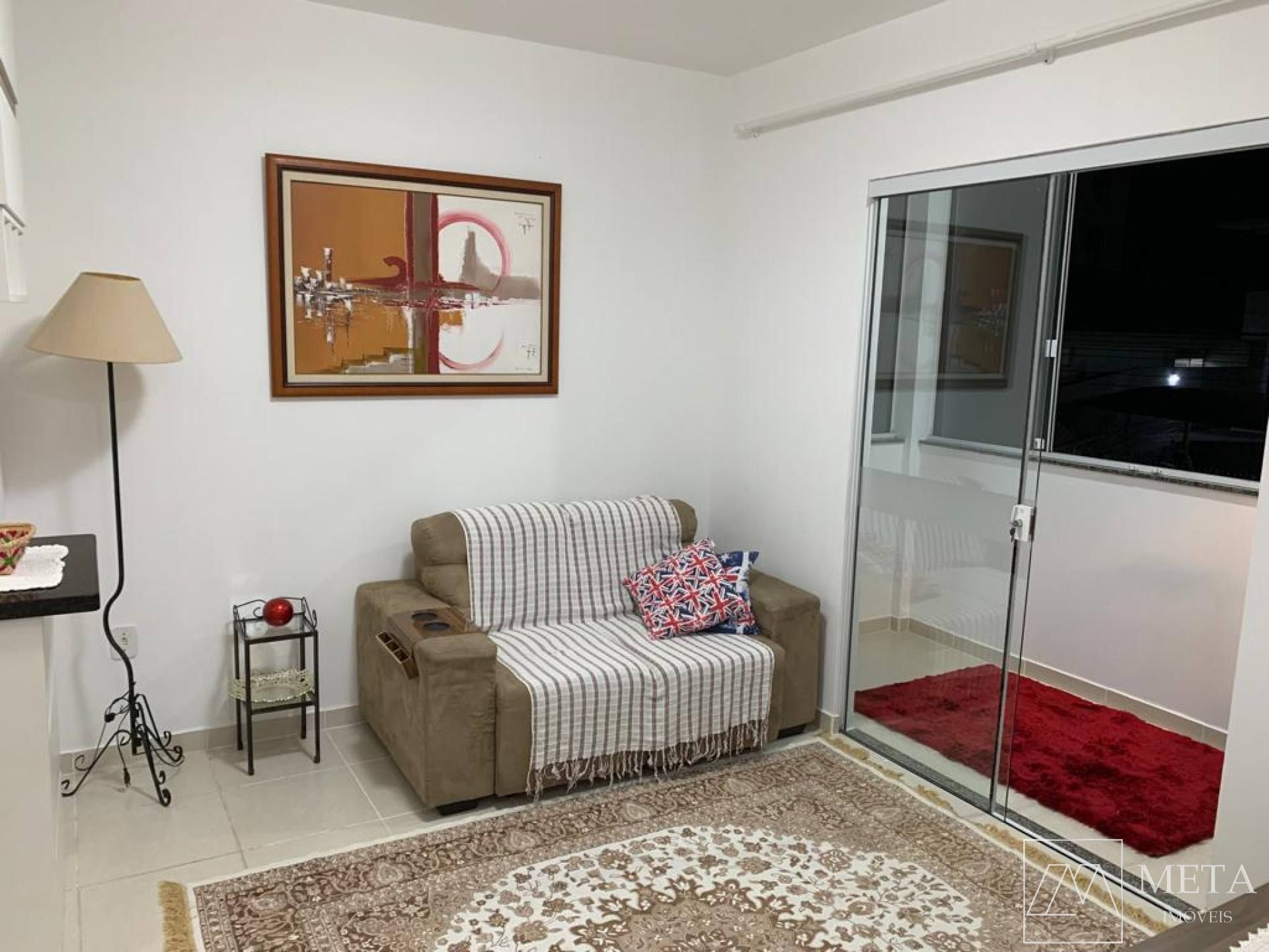 Apartamento de 2 dormitórios em Areias - São José/SC