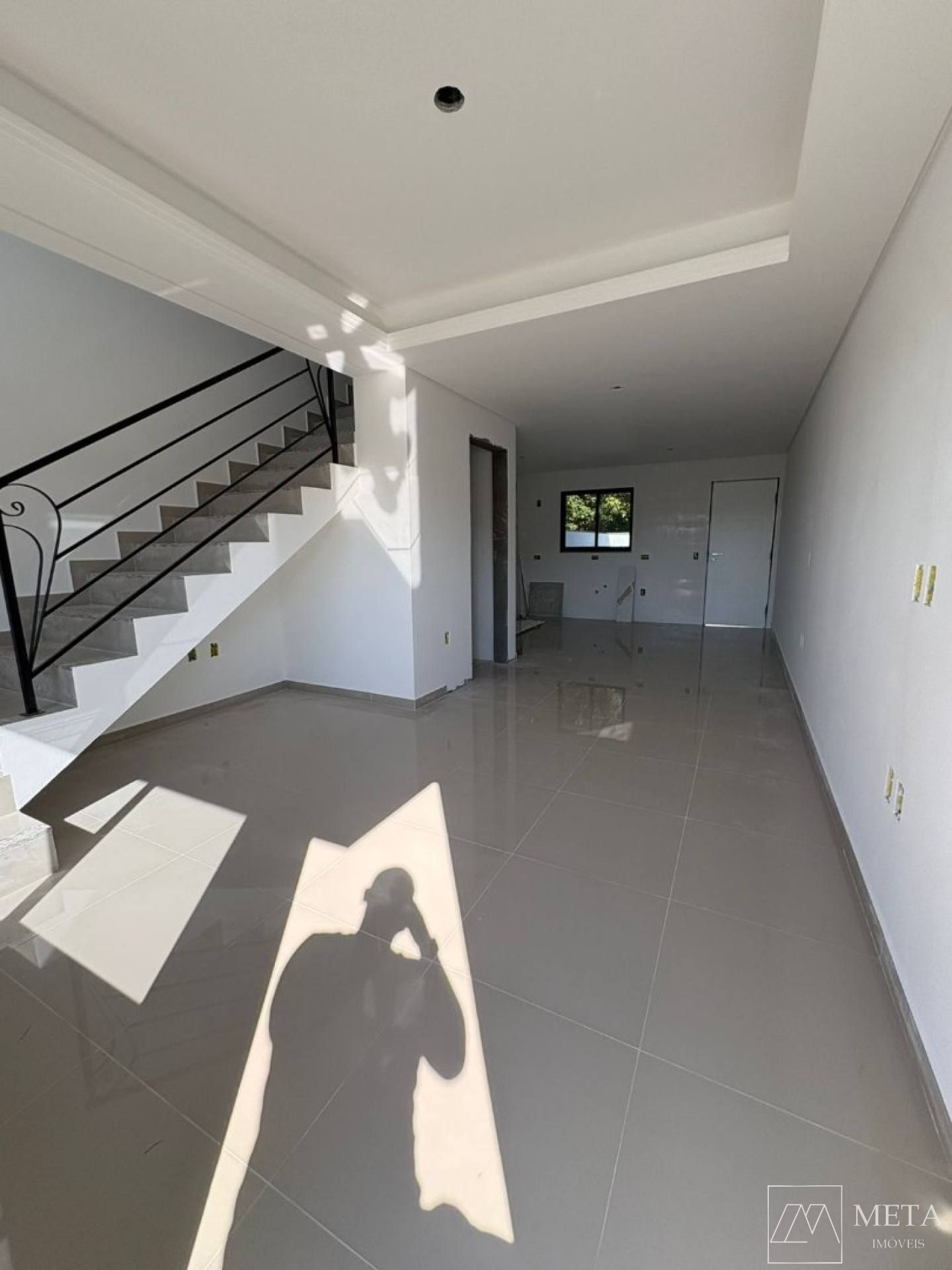 Sobrado de 2 suítes no Sertão do Maruim - São José/SC