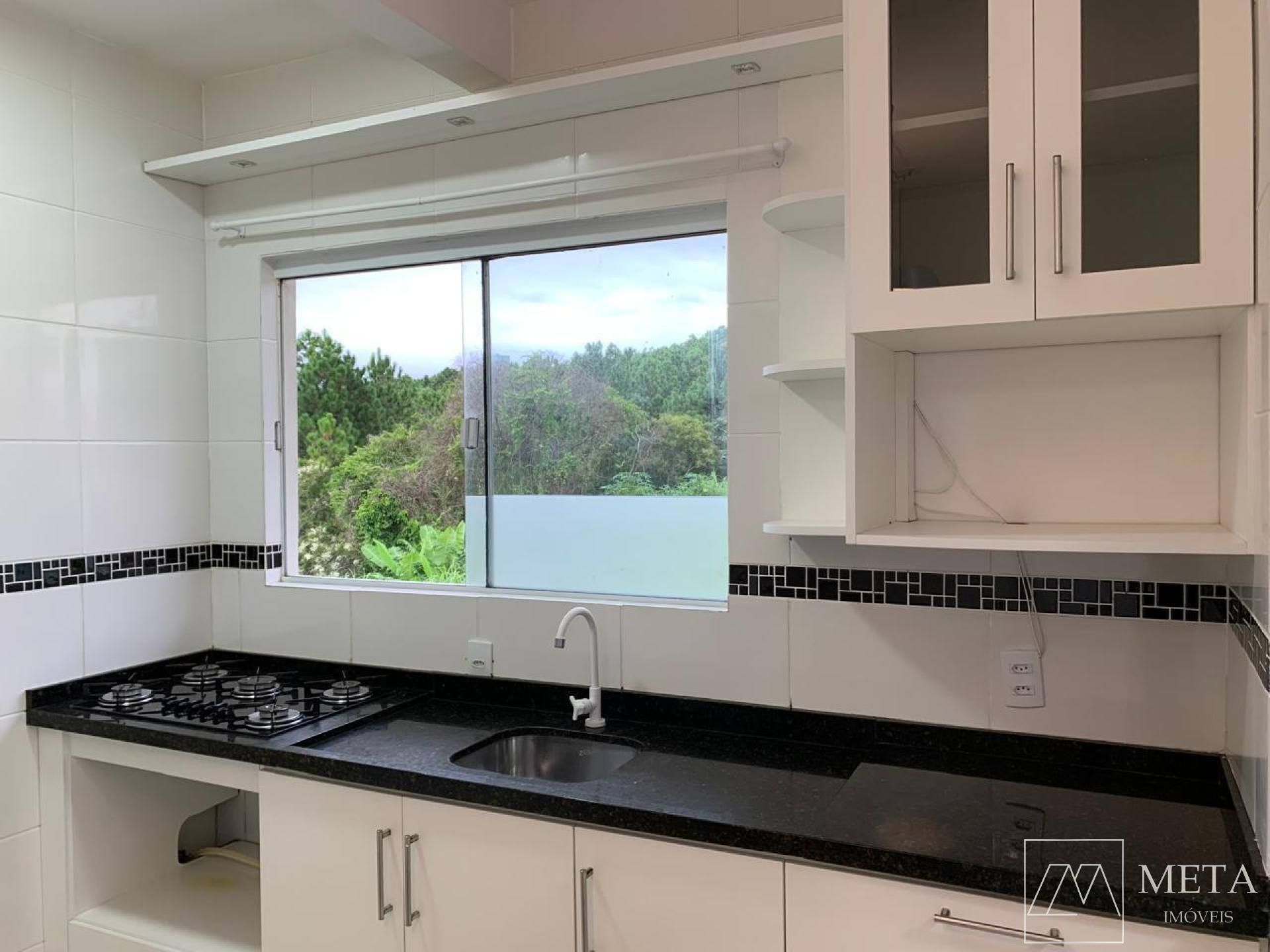 Apartamento de 2 dormitórios em Areias - São José/SC