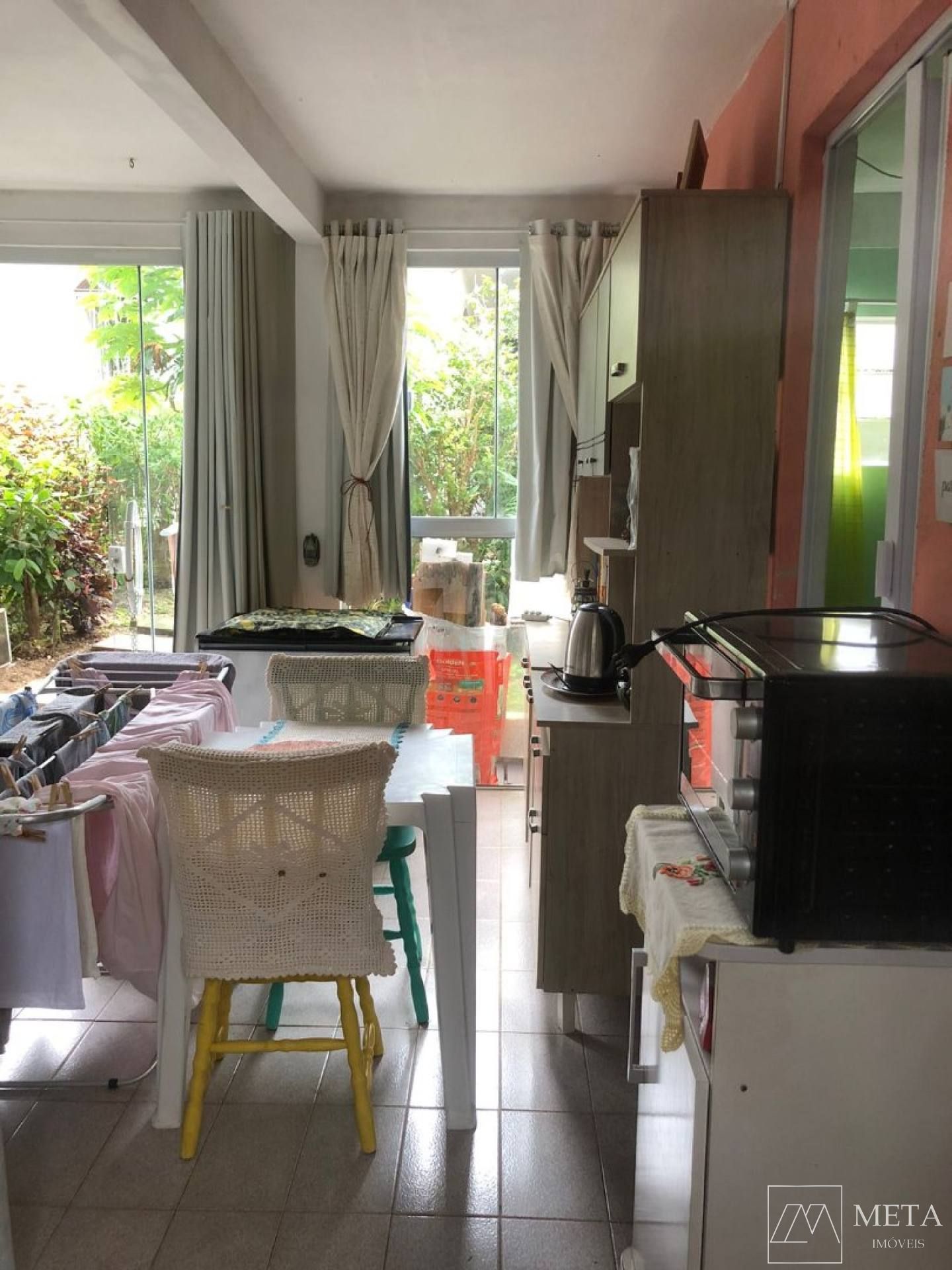 Casa com 8 dormitórios para Kitnet em Jardim Cidade de Florianópolis - São José/SC