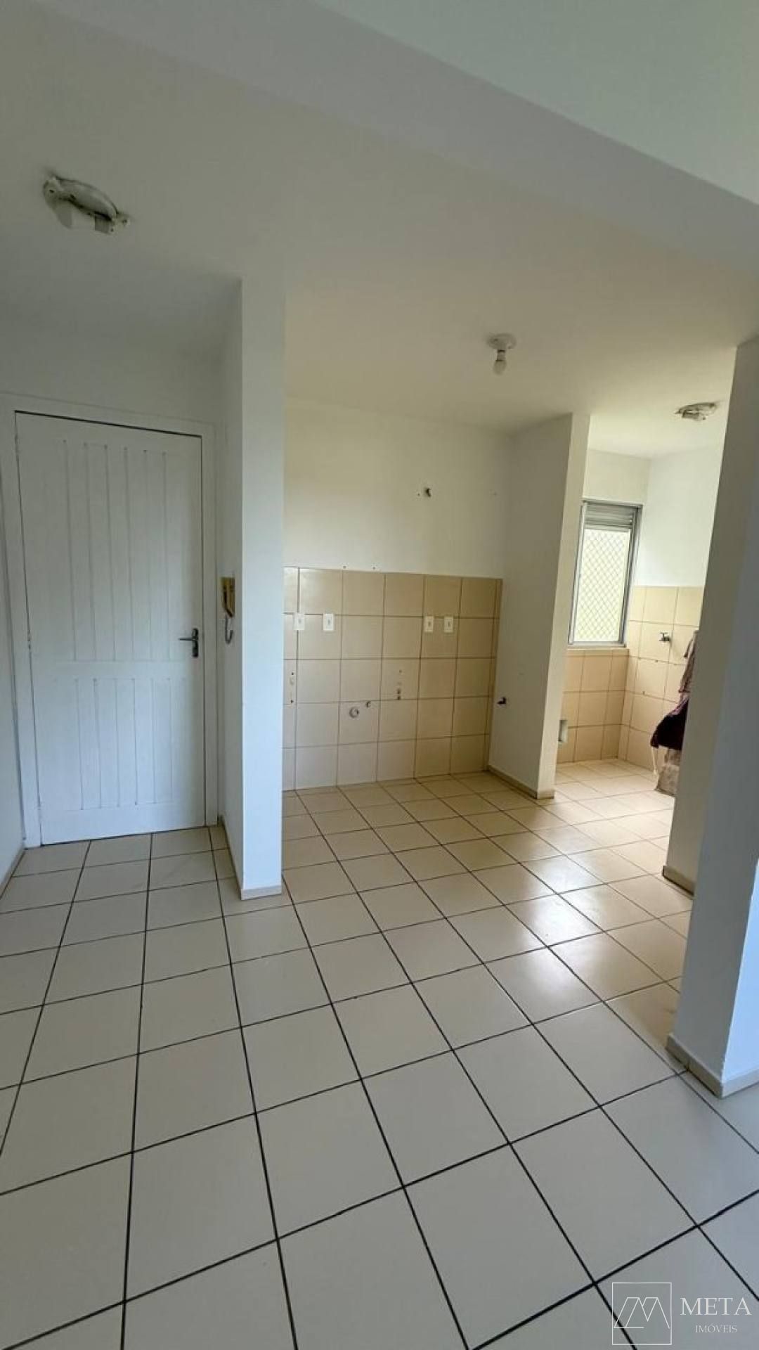 Apartamento de 2 dormitórios no Sertão do Maruim - São José/SC