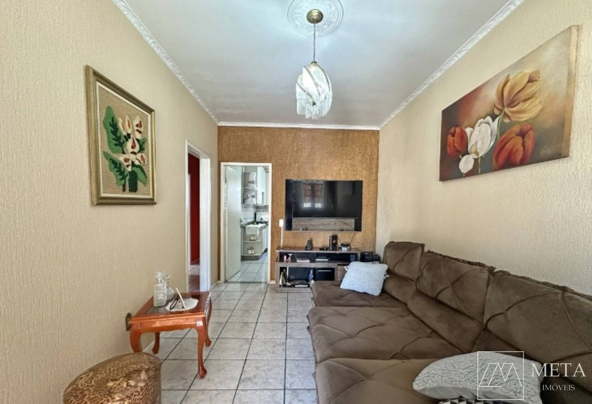 Casa de 3 dormitórios (1 suíte) em Picadas do Sul - São José/SC