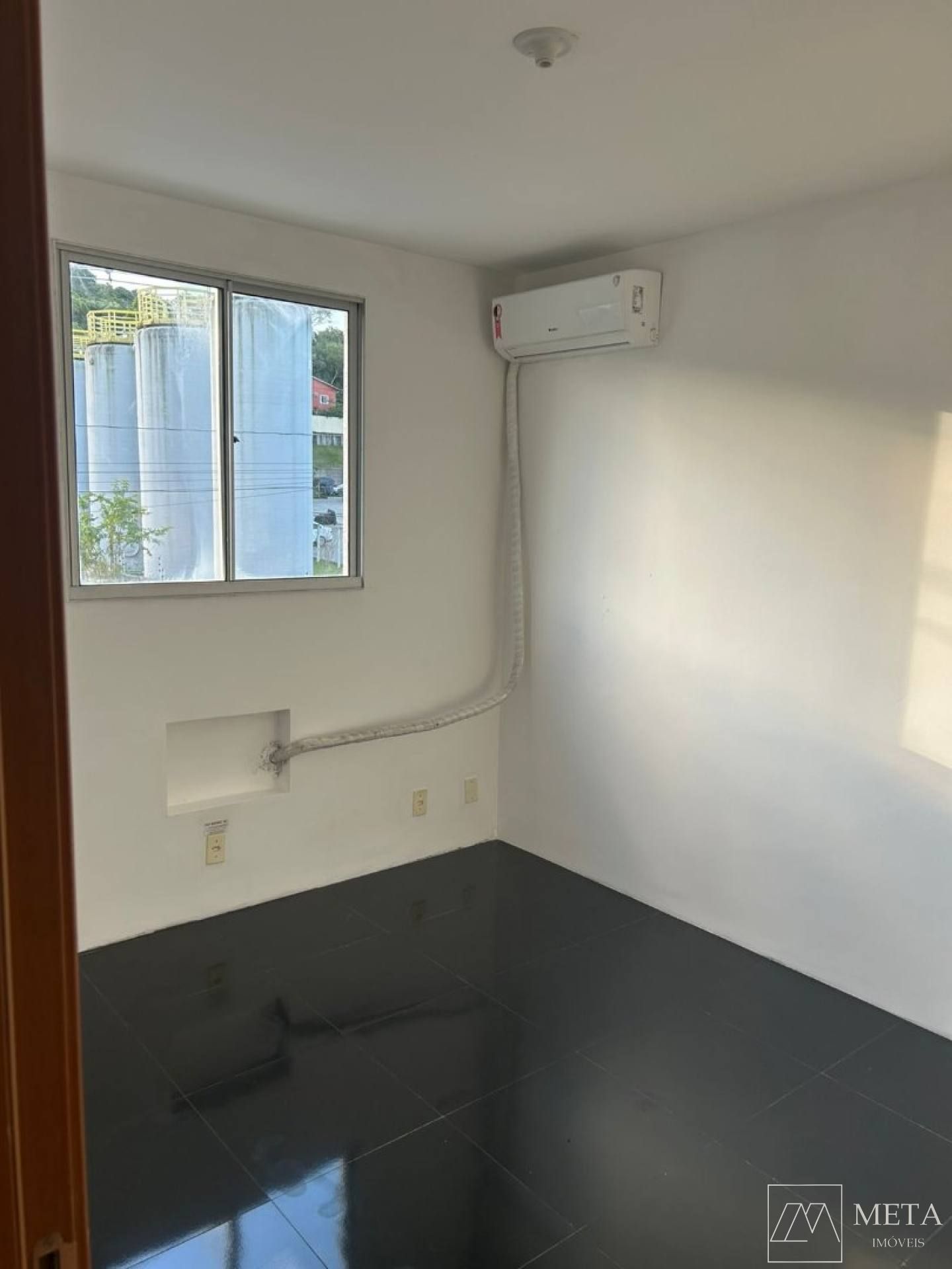 Apartamento de 2 dormitórios em Areias – São José/SC