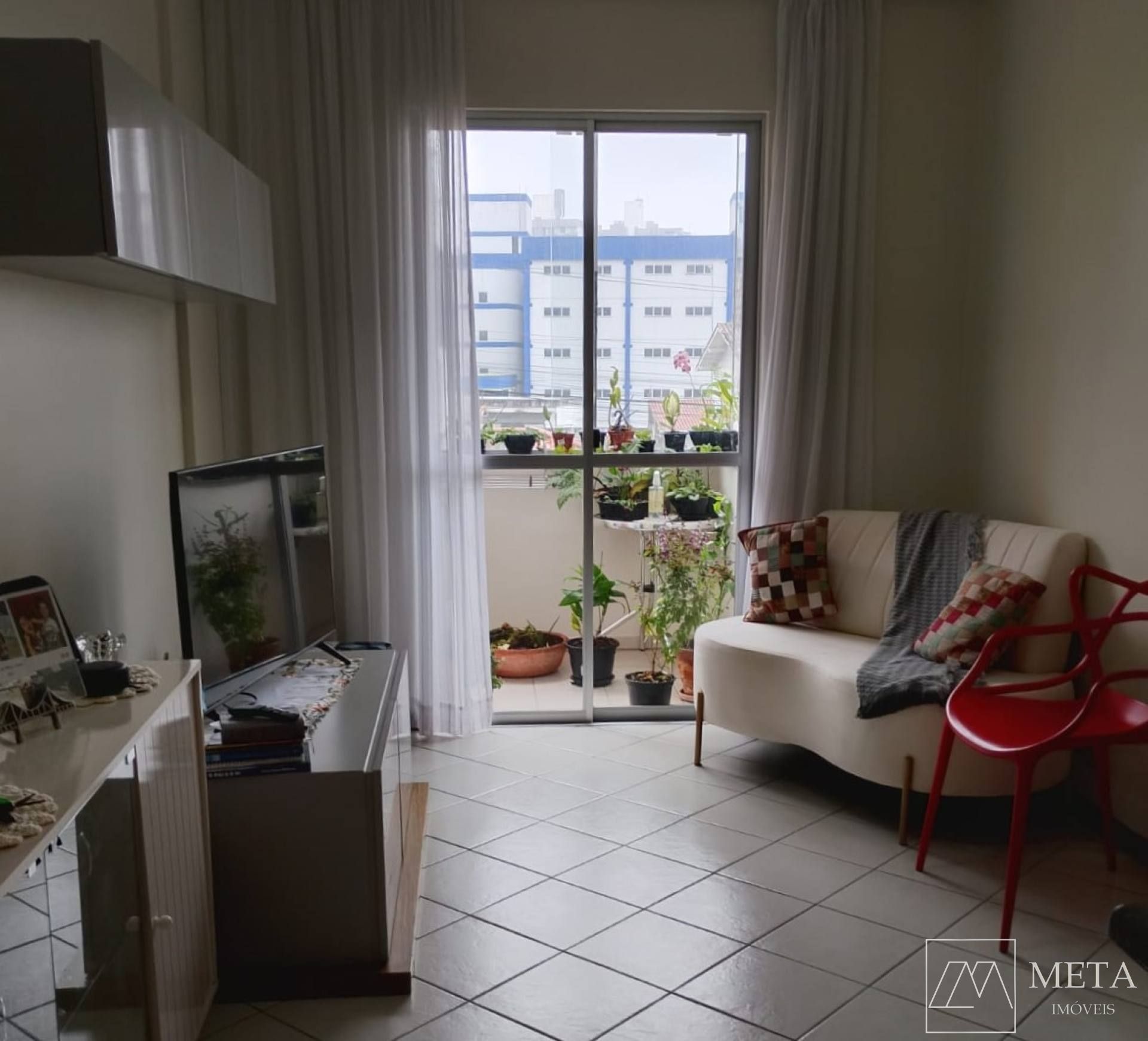 Apartamento de 1 dormitório em Barreiros - São José/SC