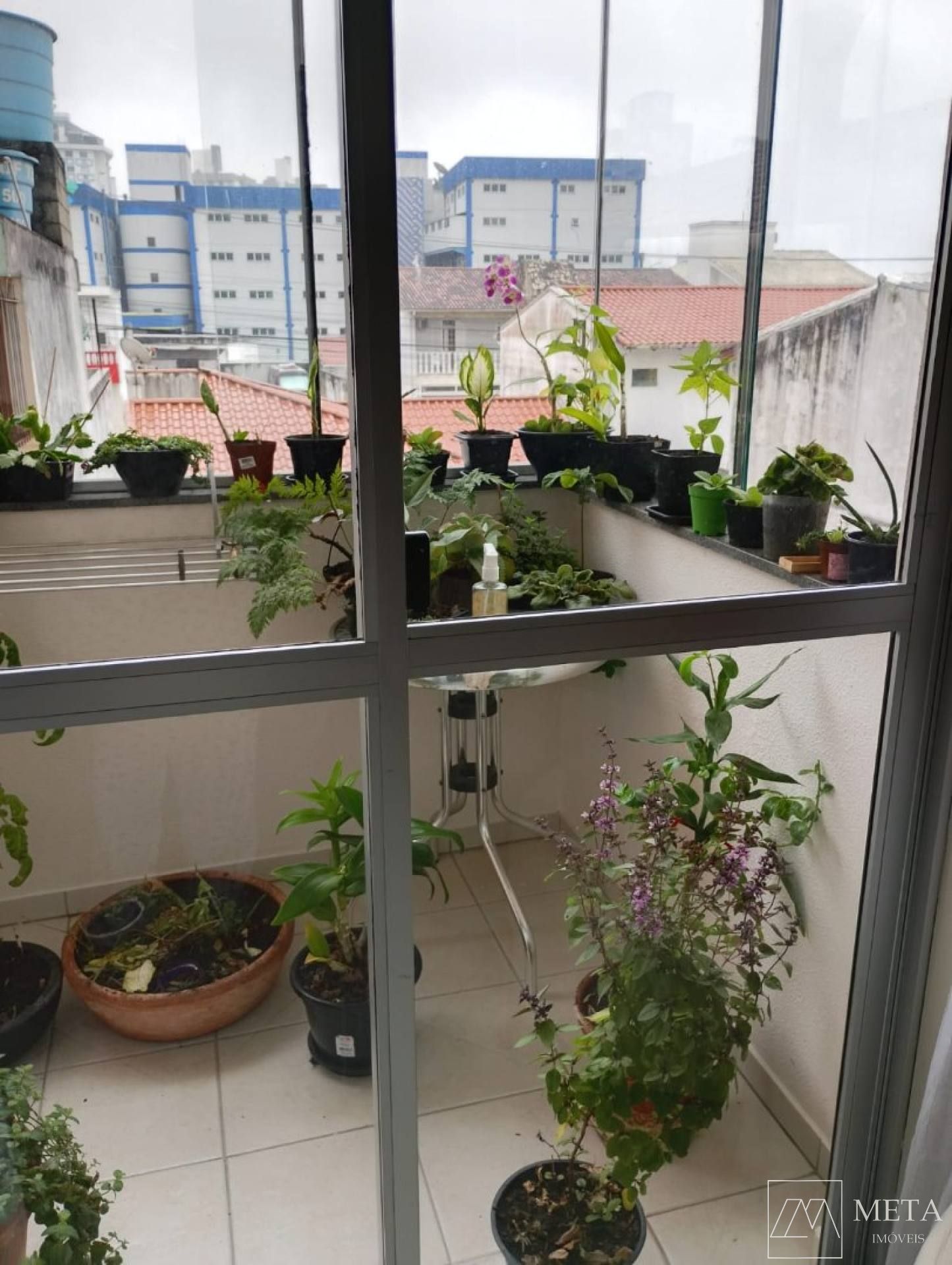 Apartamento de 1 dormitório em Barreiros - São José/SC