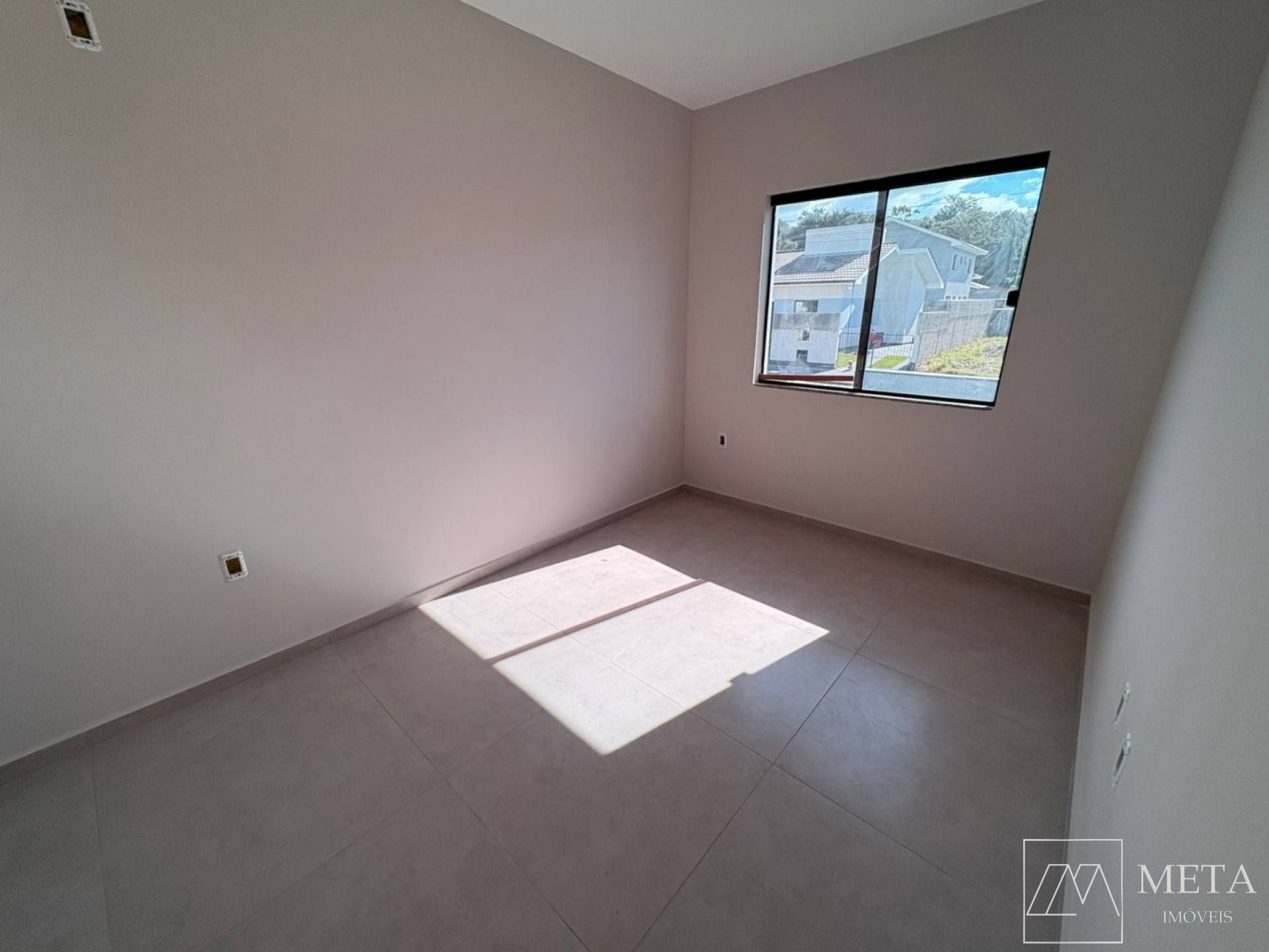 Casa de 3 dormitorios no Caminho Novo - Palhoça/SC