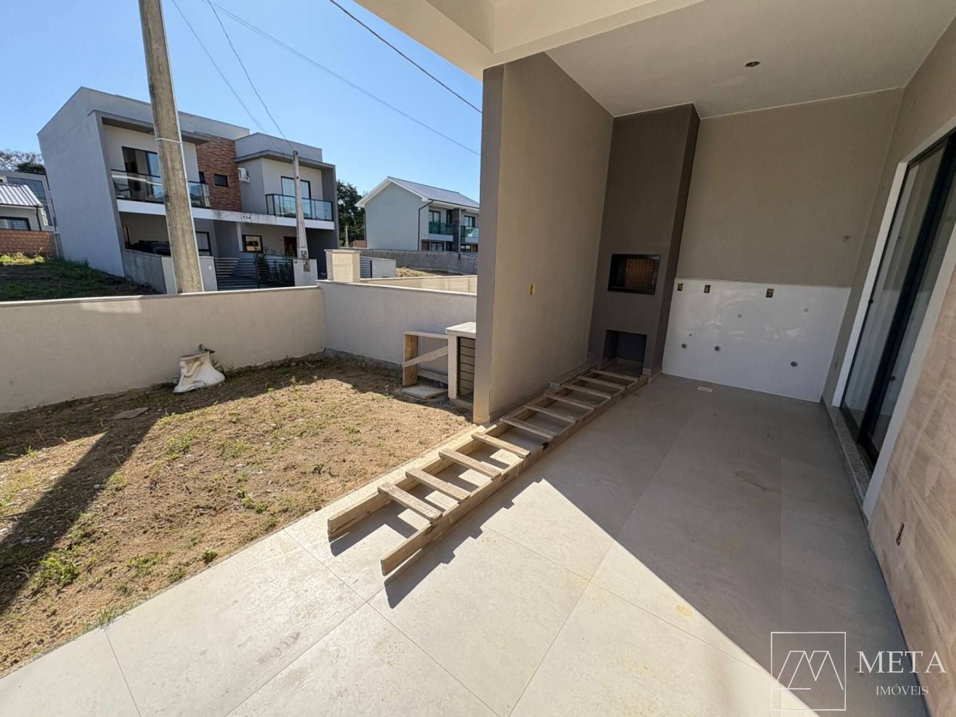 Sobrado de 3 dormitórios (1 suíte) na Bela Vista – Palhoça/SC