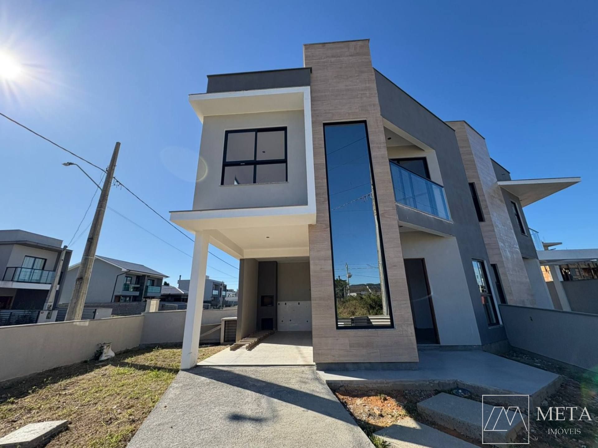 Sobrado de 3 dormitórios (1 suíte) na Bela Vista – Palhoça/SC