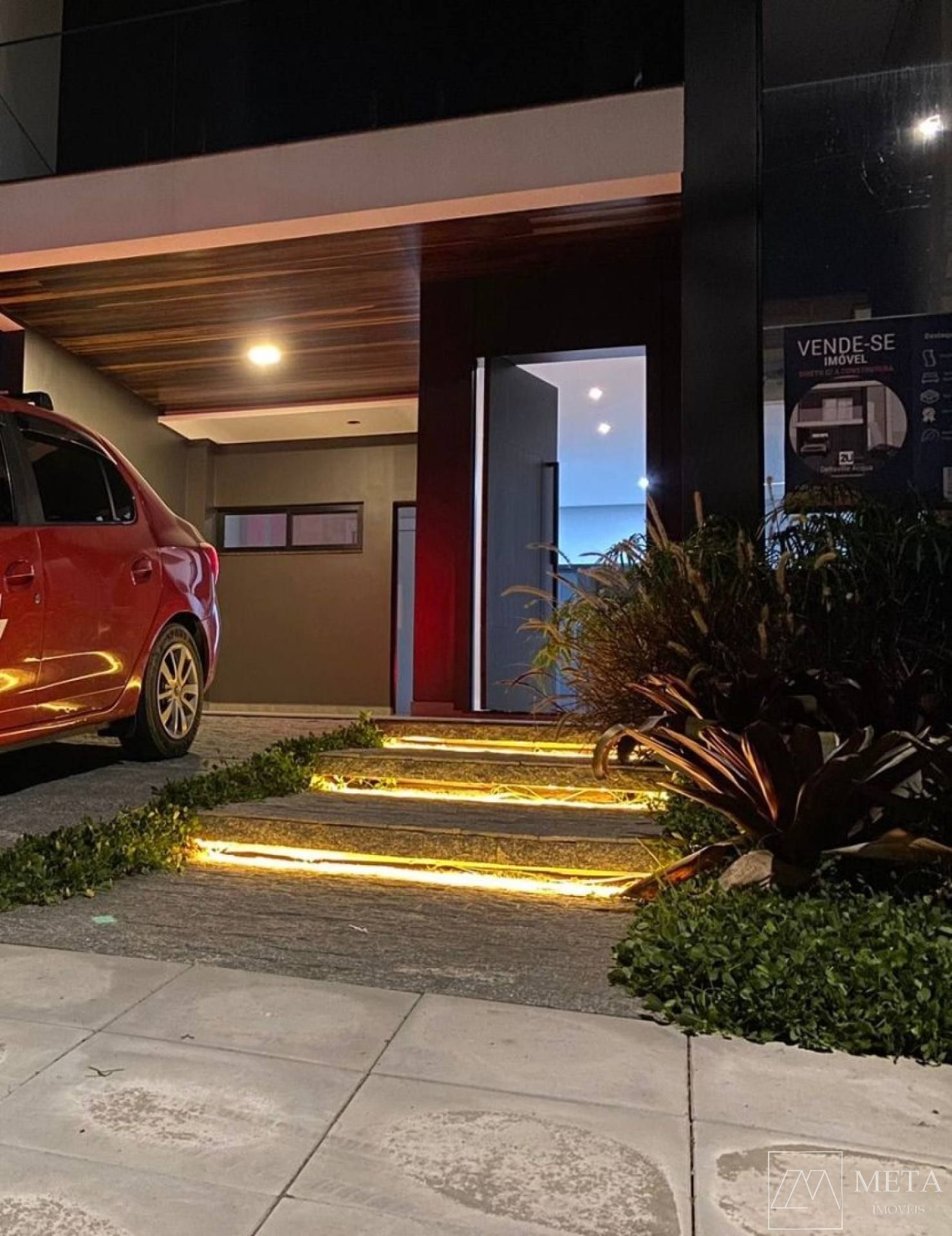 Casa de alto padrão com 3 dormitórios (1 suíte master) no Condomínio Deltaville - Biguaçu/SC