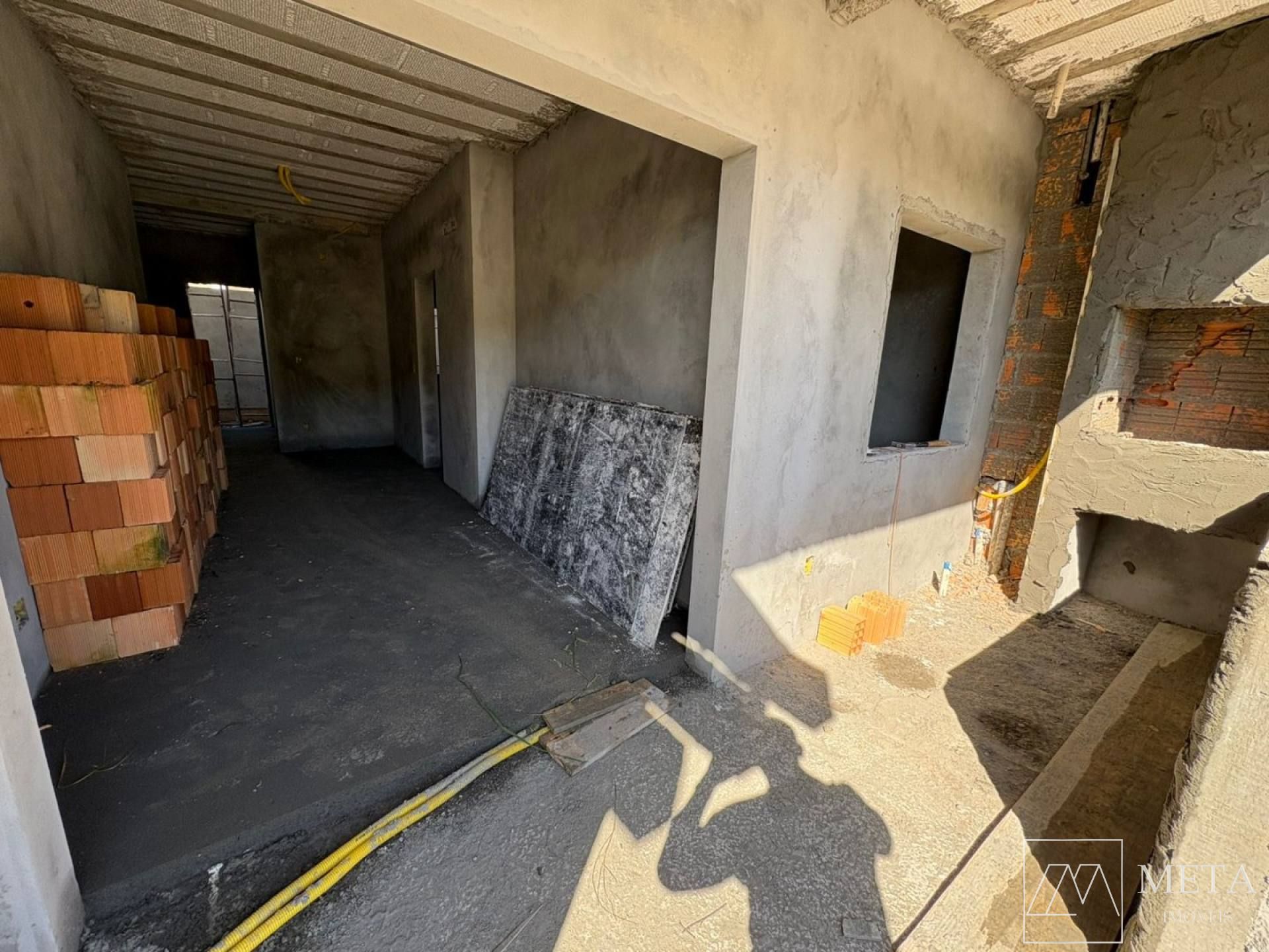 Apartamentos no Térreo com 2 dormitórios (1 suíte) em Forquilhas - São José - SC