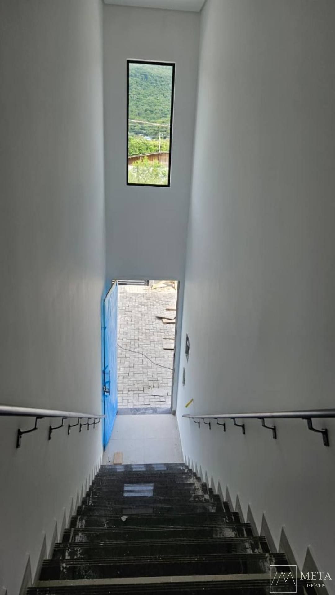 Apartamentos no Térreo com 2 dormitórios (1 suíte) em Forquilhas - São José - SC