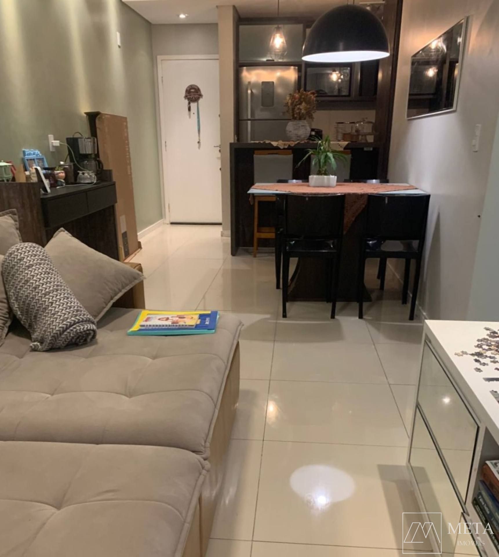 Apartamento de 2 dormitórios em Arreias – São José/SC