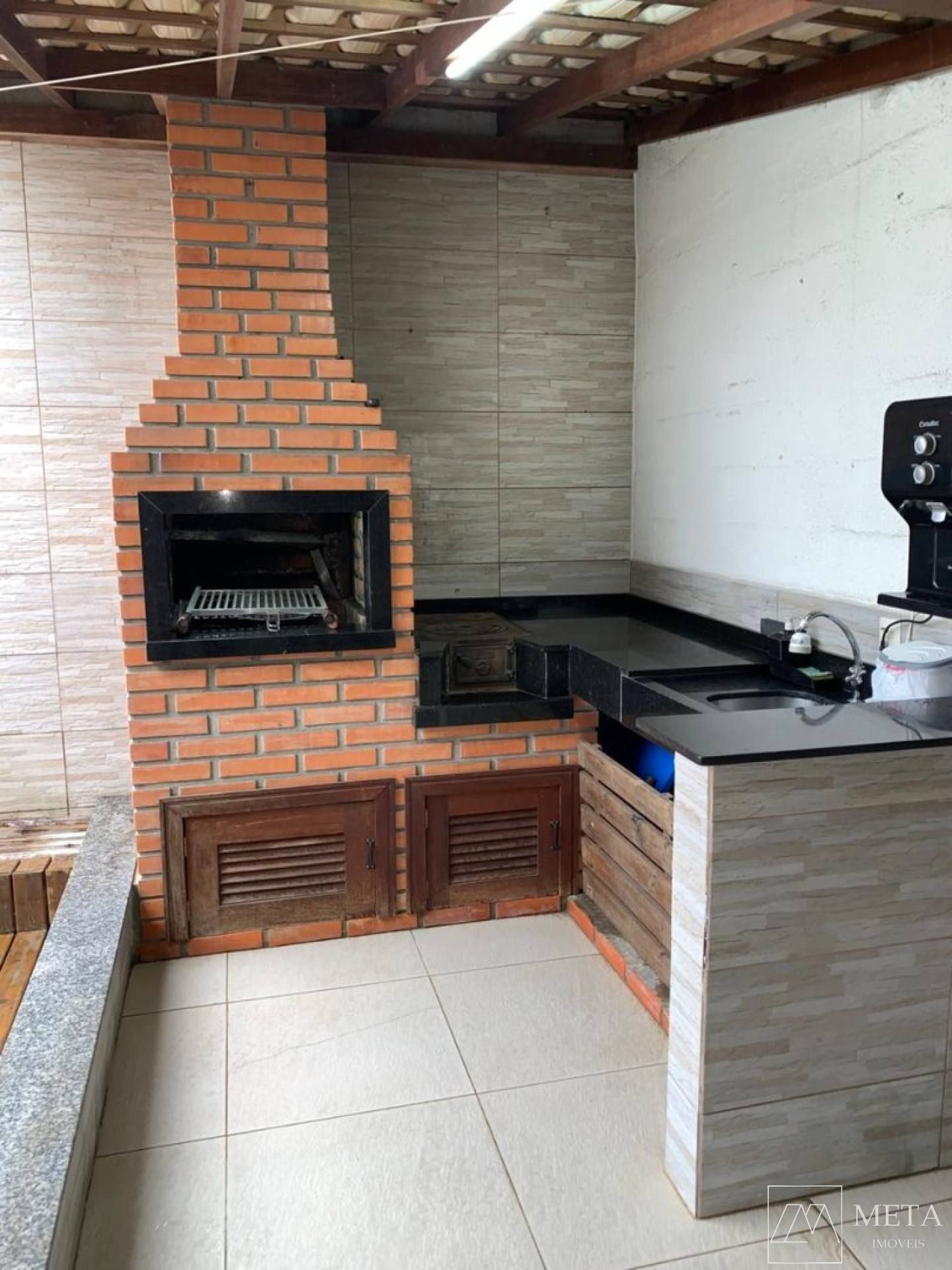 Sobrado com 2 dormitórios em Forquilhas-São José/SC