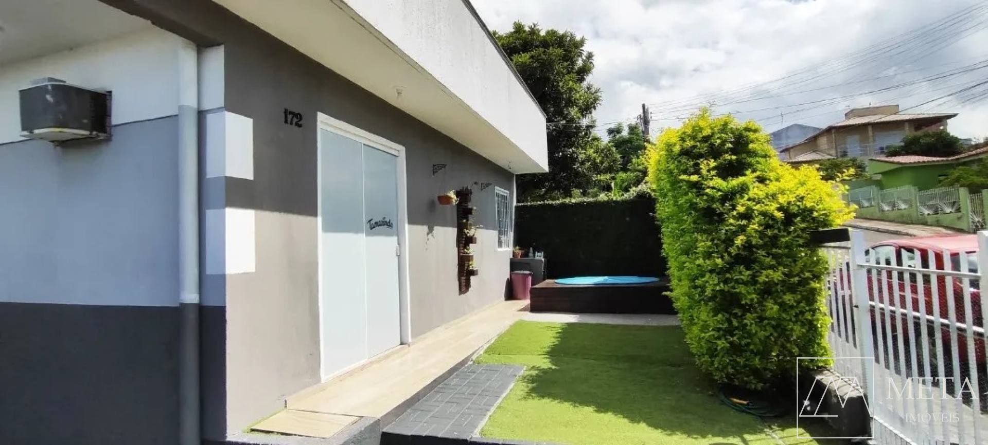 Terreno com 3 Casas – Perfeito para moradia ou investimento em Serraria-São José/SC