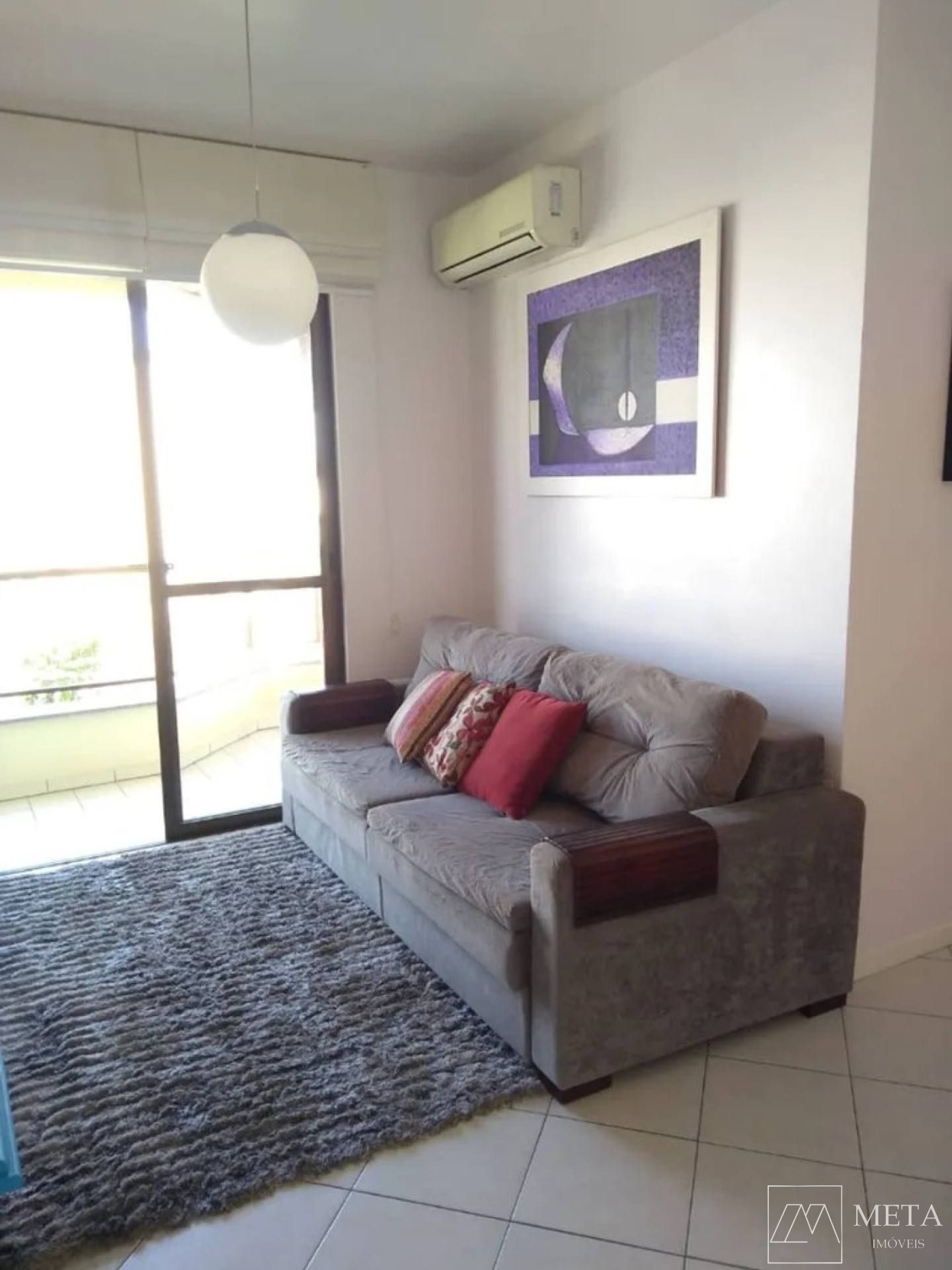 Apartamento com 2 dormitórios em Barreiros-São José/SC