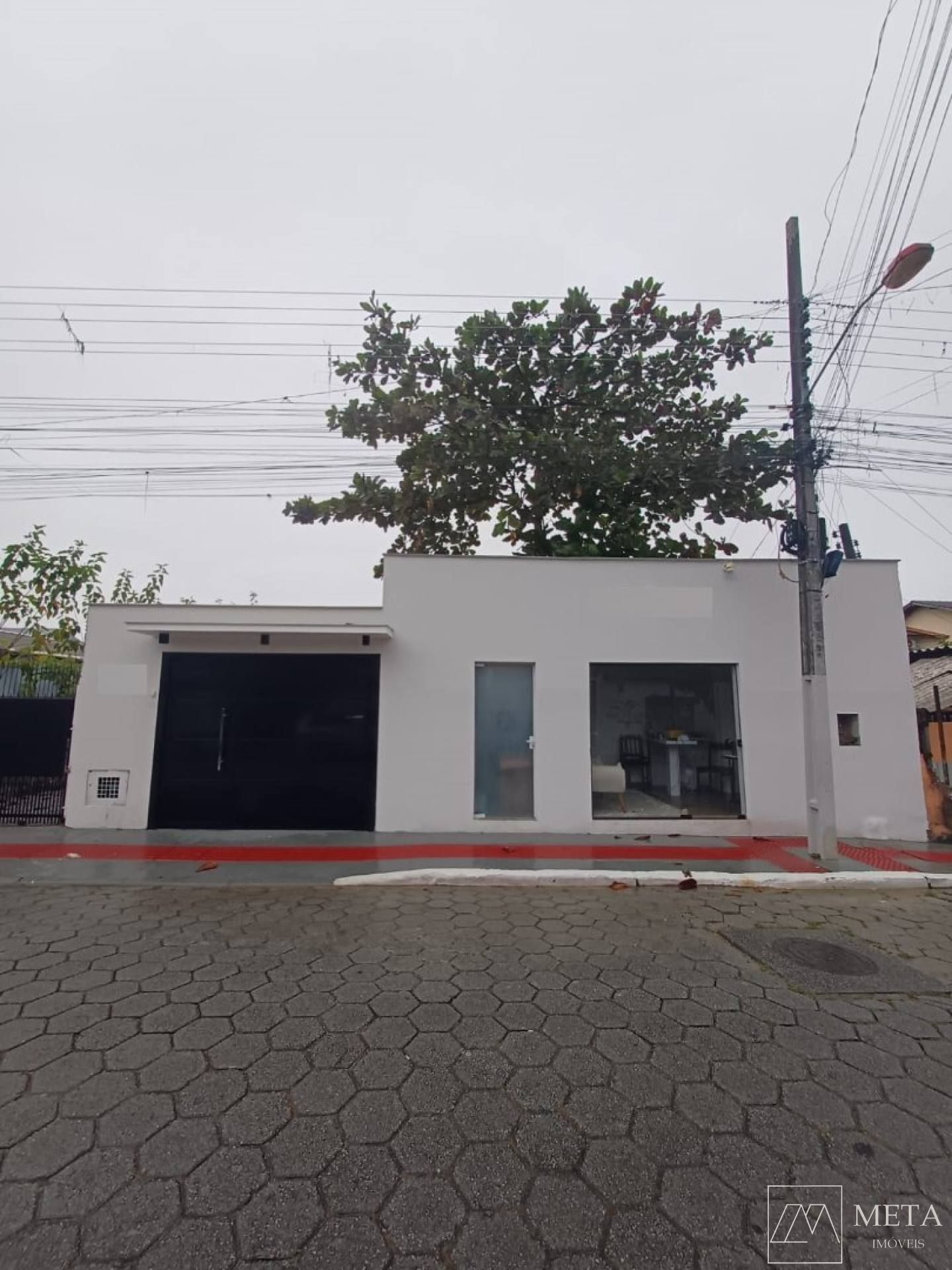 Casa com 3 dormitórios em Forquilhas-São José/SC