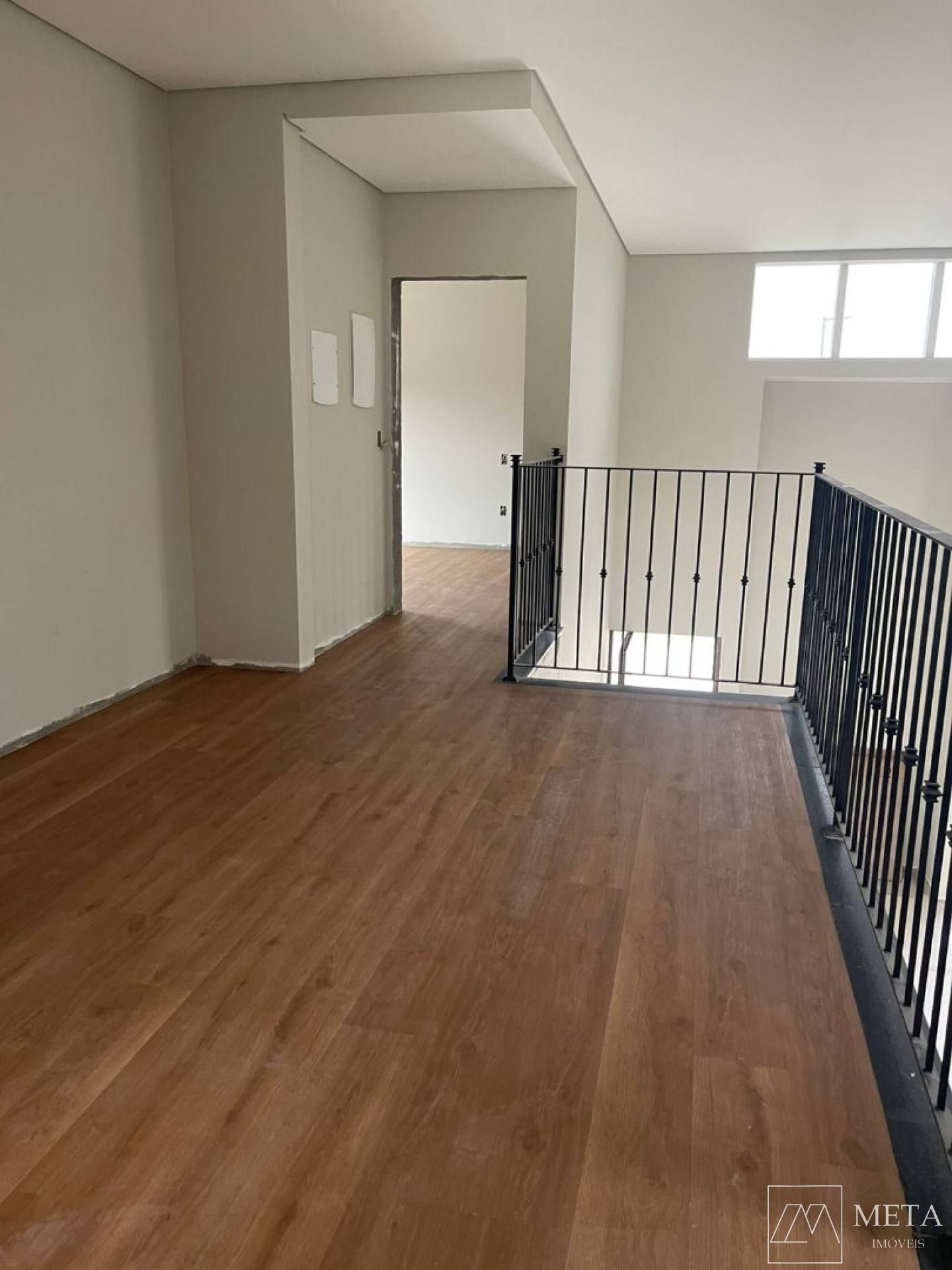 Sobrado alto padrão com 4 suítes na Pedra Branca-Palhoça/SC