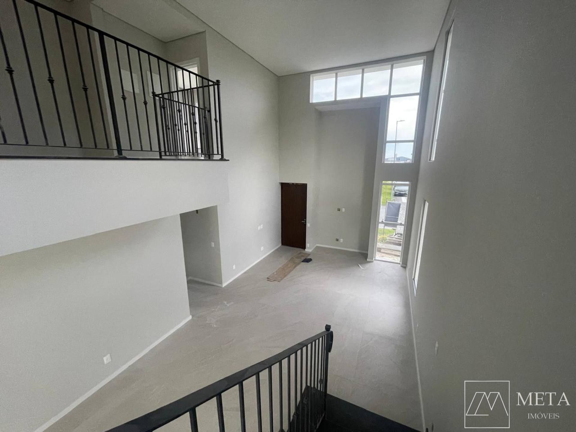 Sobrado alto padrão com 4 suítes na Pedra Branca-Palhoça/SC